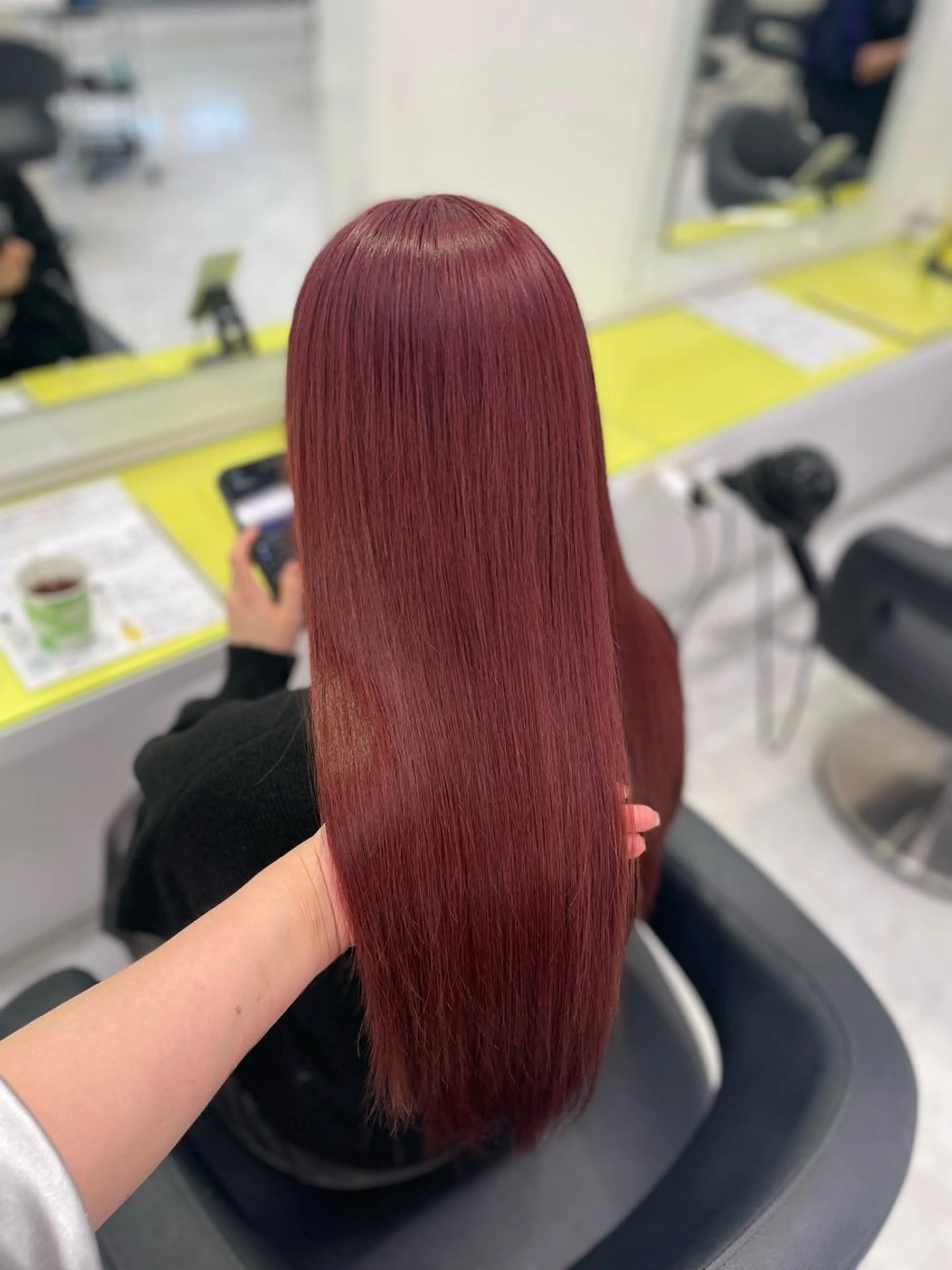 ロング カラー カット ヘアカラー トリートメント ヘッドスパ 韓国風艶髪🎀 暖色カラー🤍のヘアスタイル