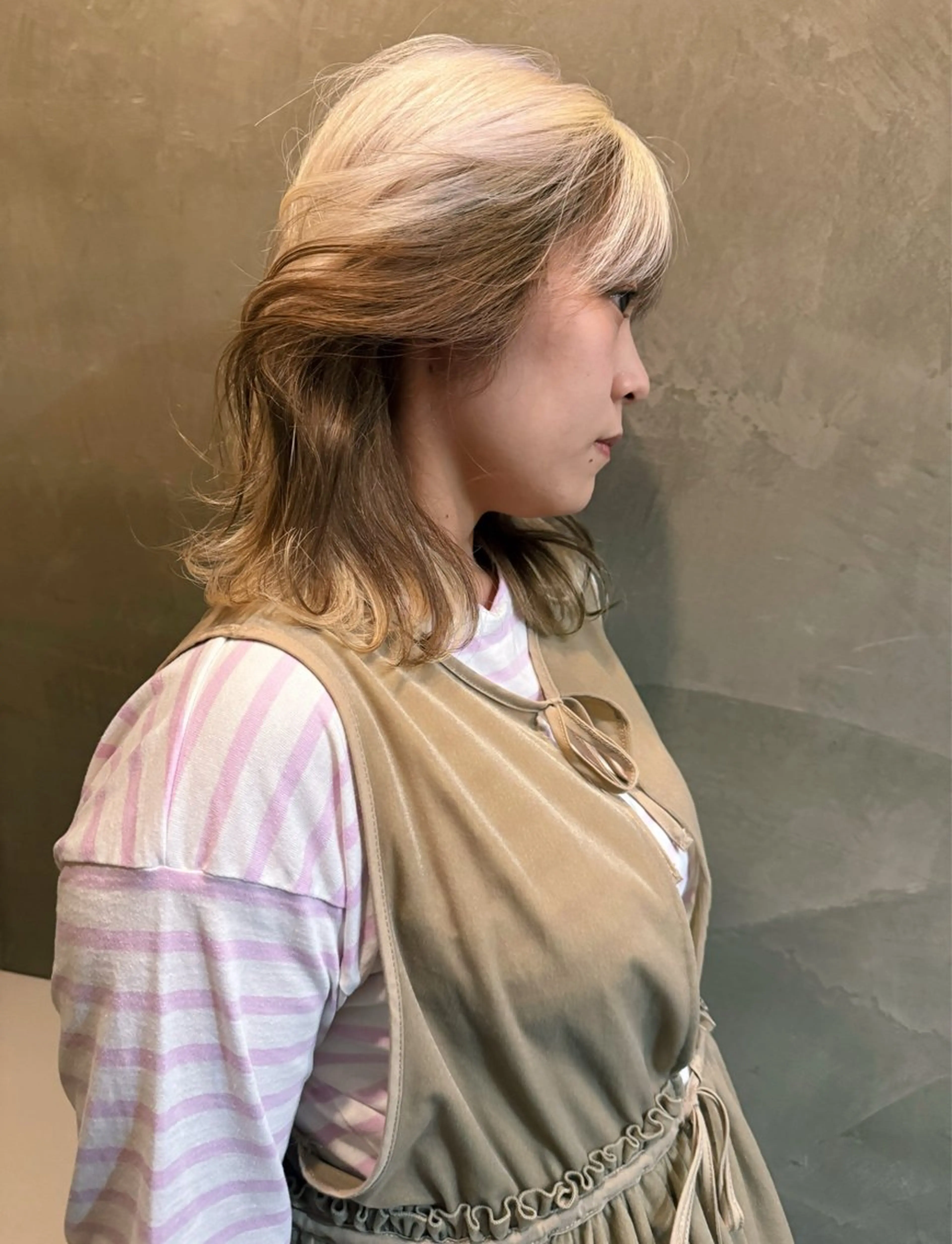 ミディアム 色落ちまで可愛い🧚 心斎橋hikaruのヘアスタイル