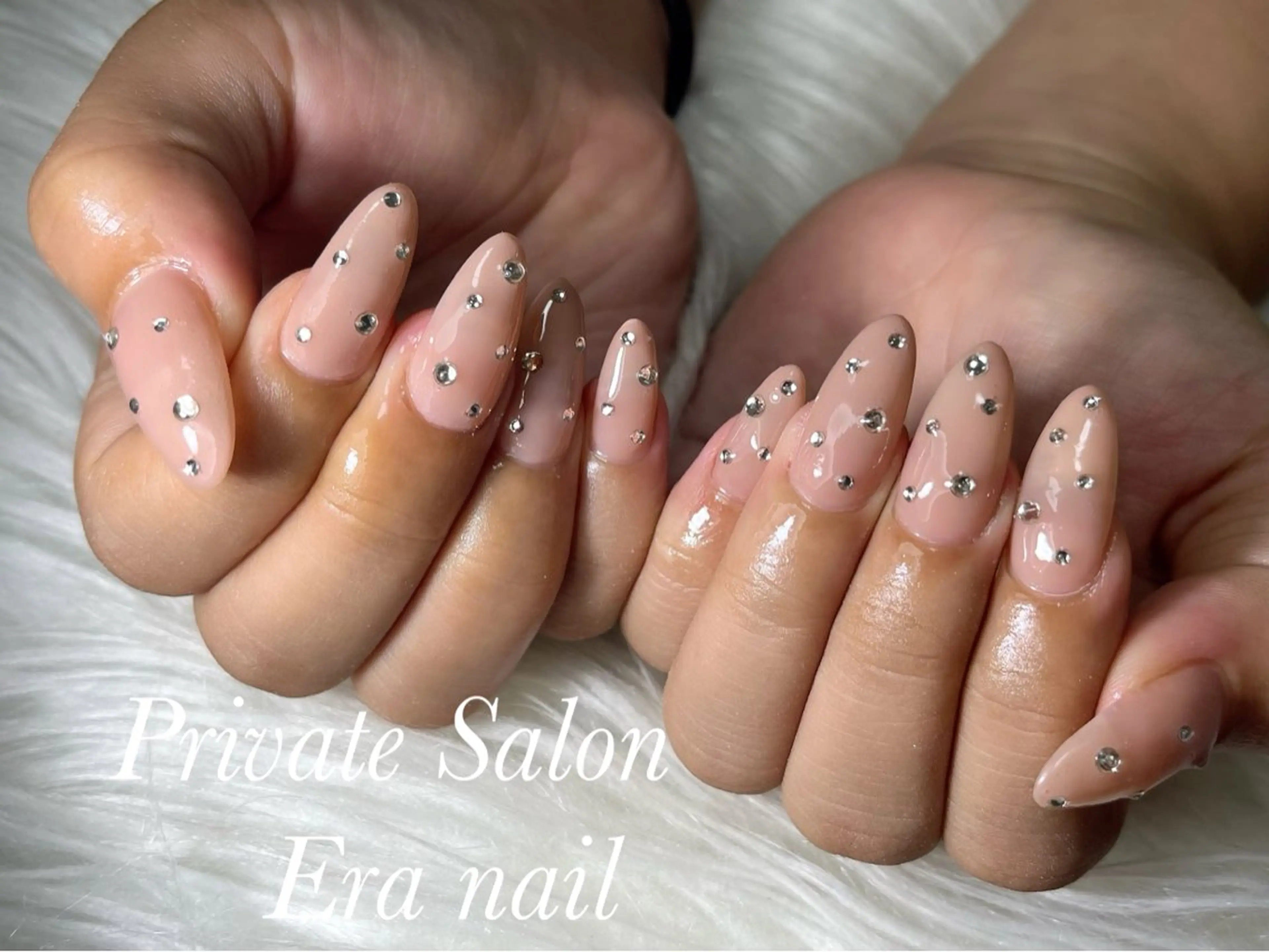 ネイル ワンカラーネイル ストーンネイル ハンドネイル Era nailのネイルデザイン