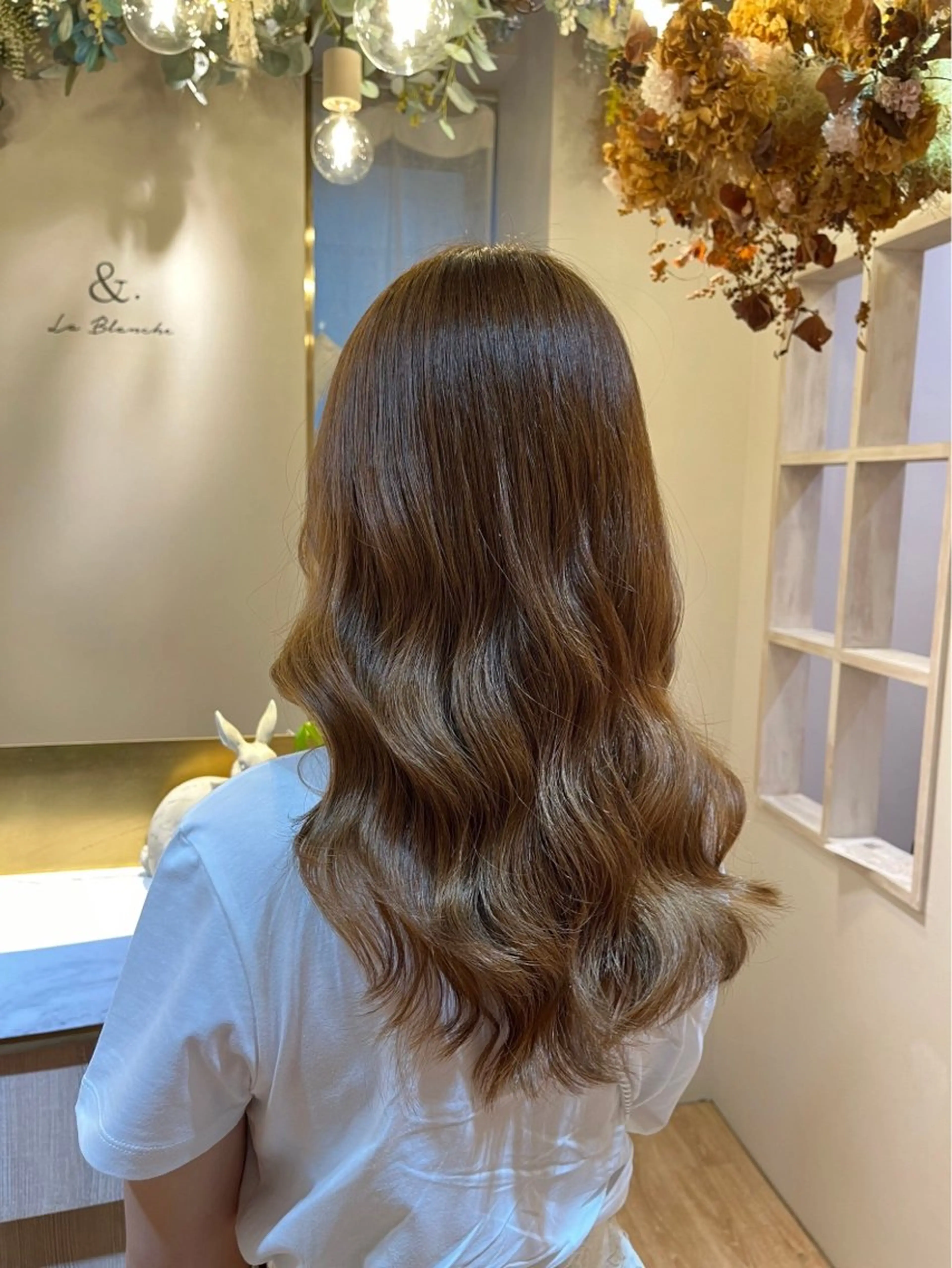 ロング カラー HIYO RIのヘアスタイル