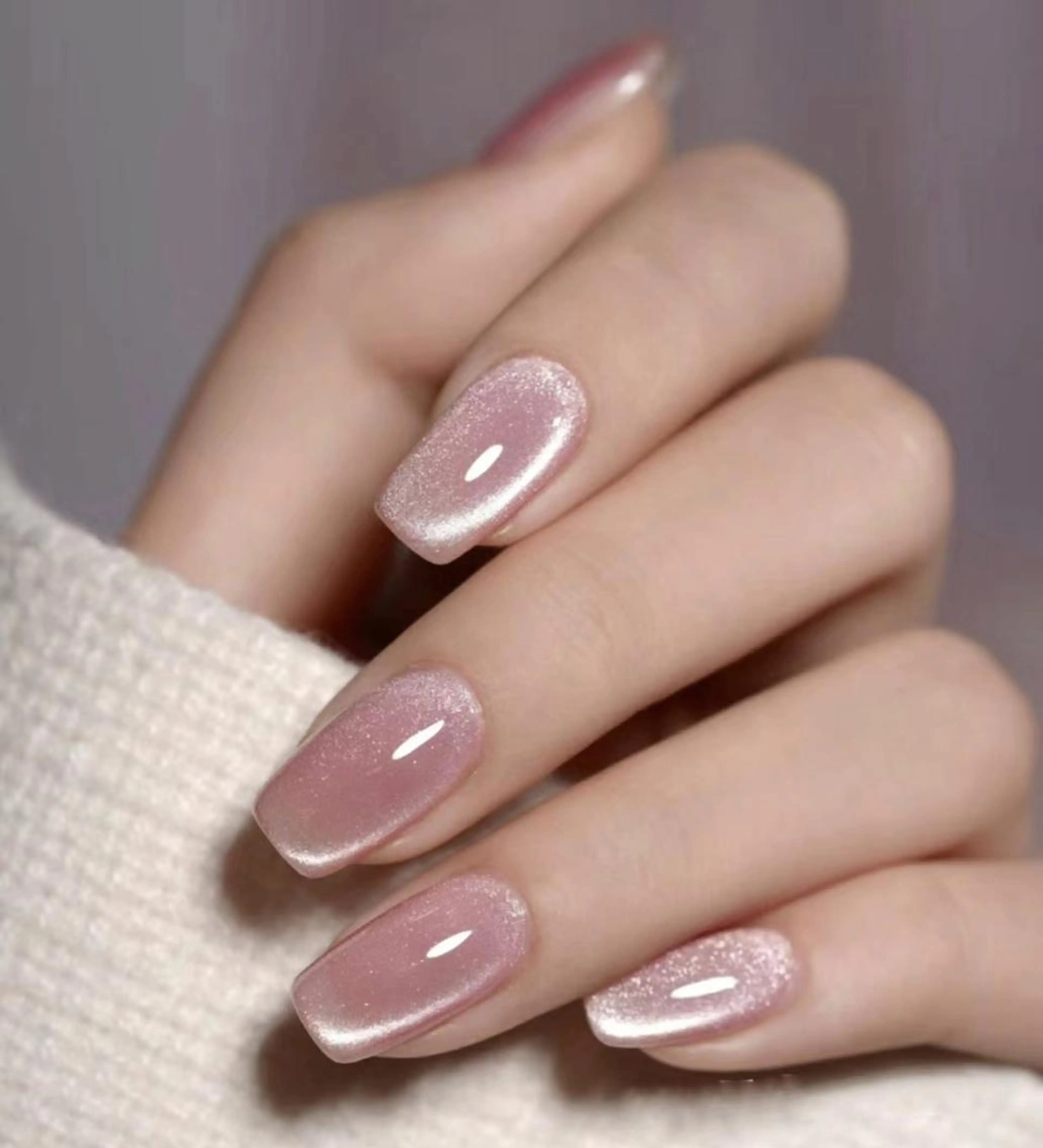 ネイル マグネットネイル AB マツエクネイルサロンのネイルデザイン