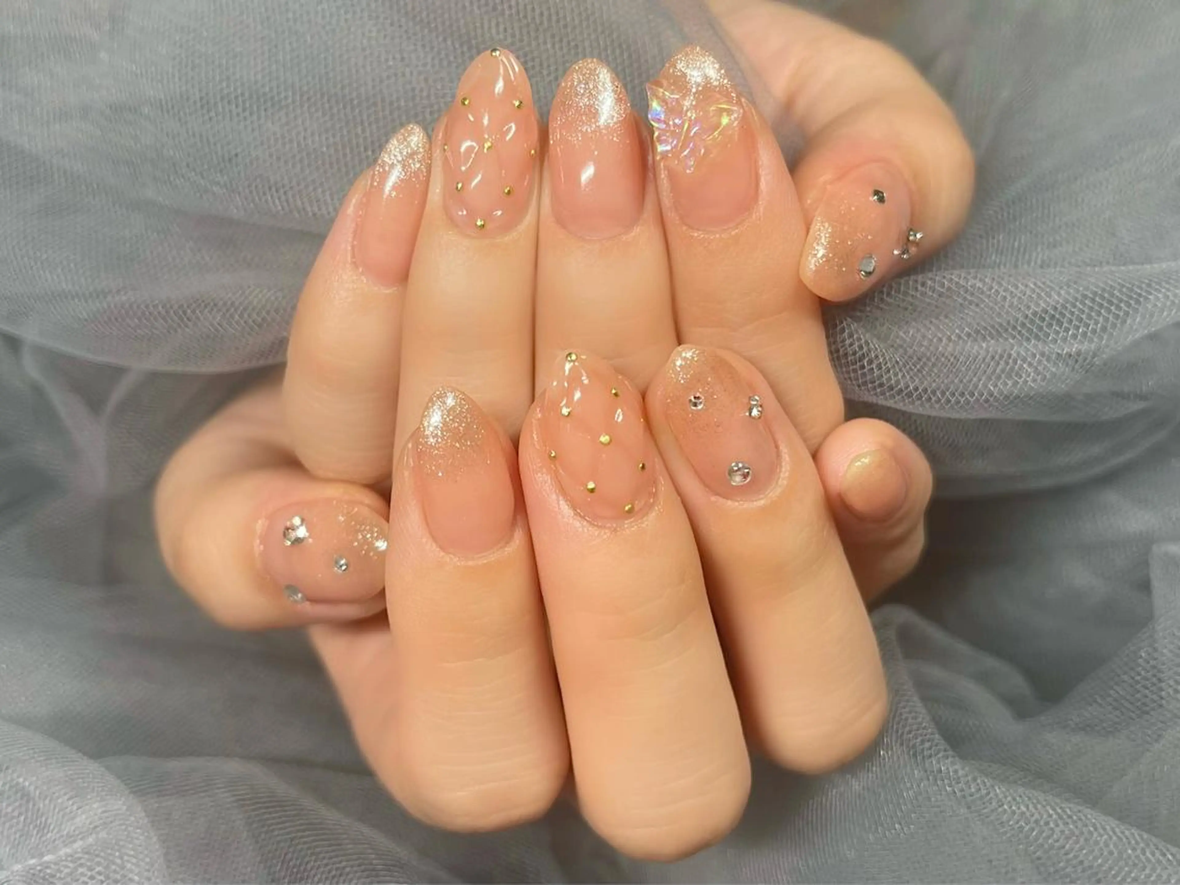 ネイル キラキラネイル マグネットネイル ハンドネイル Nail Salon KURELLYのネイルデザイン
