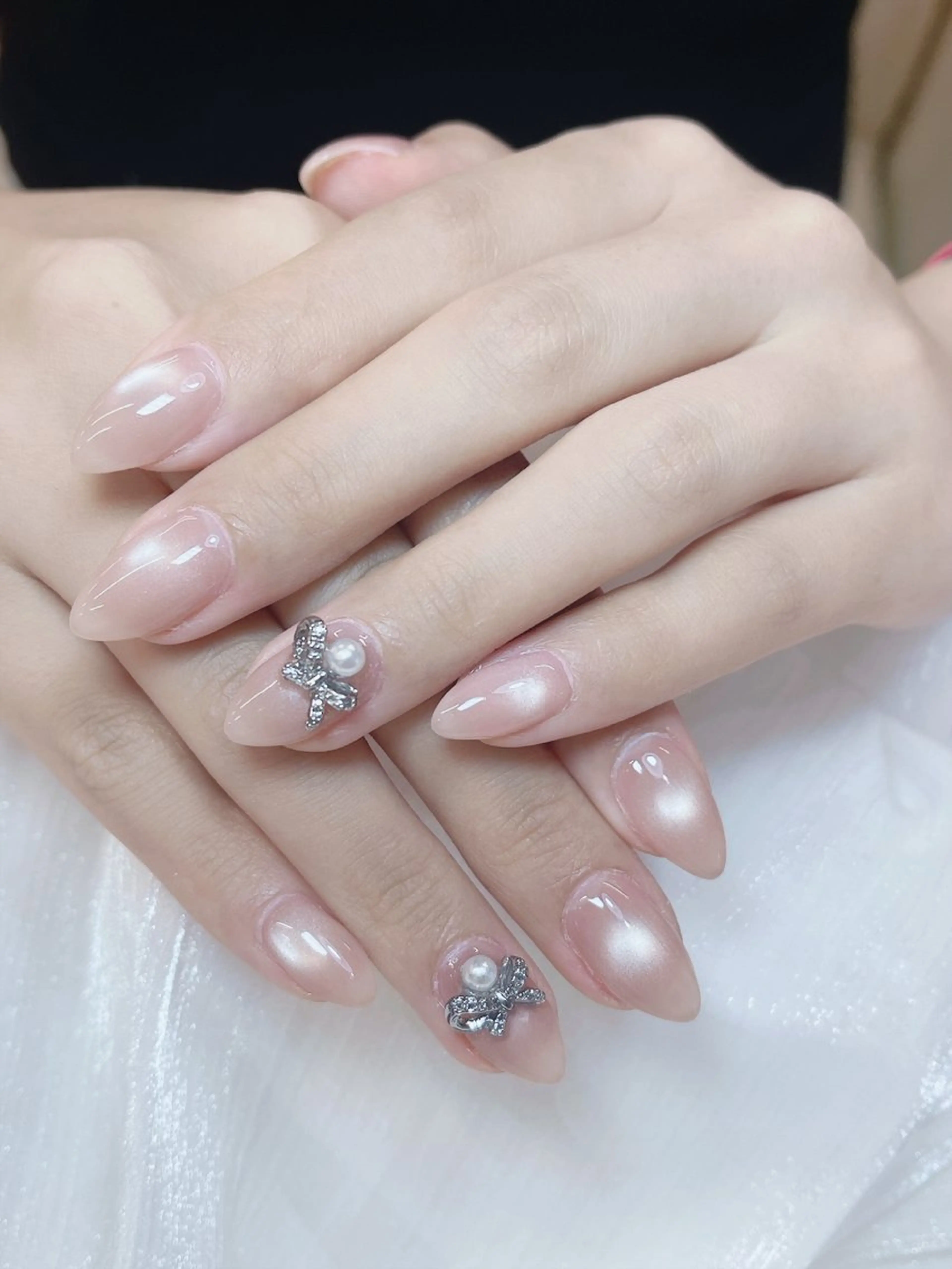 ネイル チークネイル 成人式 フレンチネイル グラデーション 氷ネイル・うるうるネイル ハンドネイル DUO MI nail salonのネイルデザイン