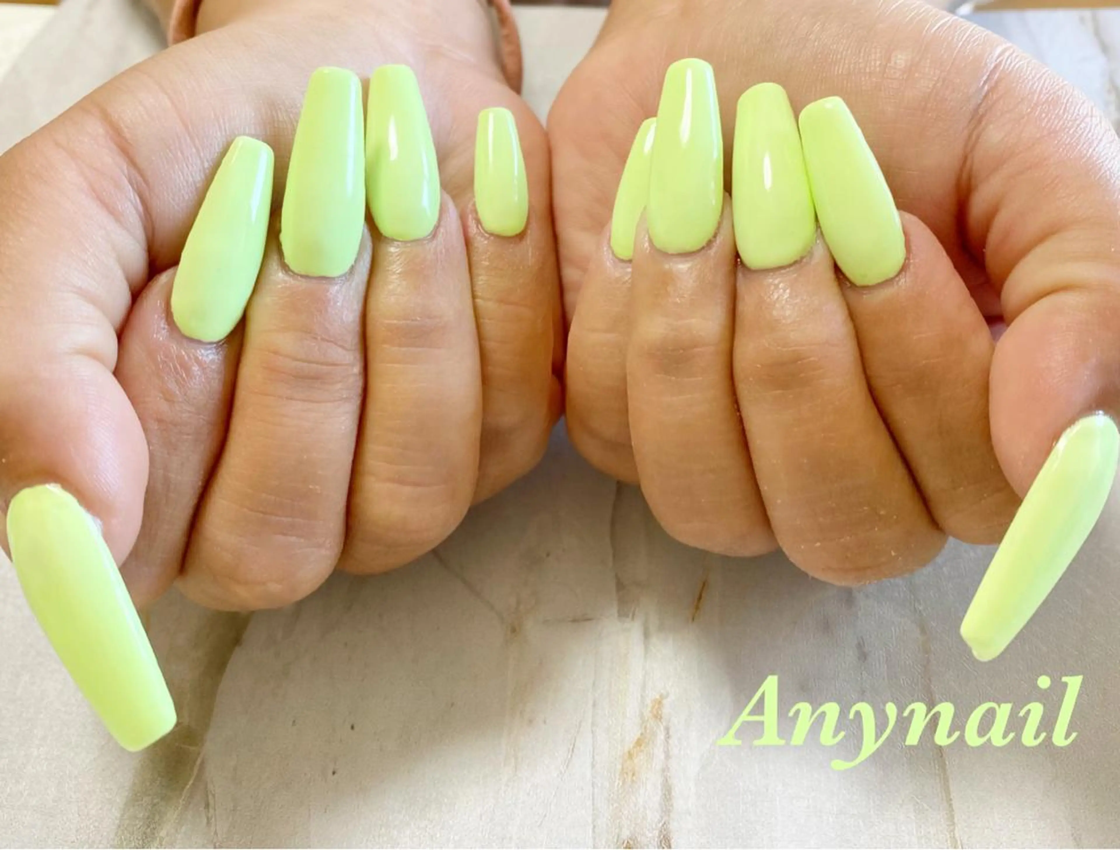 ネイル ブルー ワンカラーネイル スカルプネイル 夏ネイル ハンドネイル 岩澤 恵子のネイルデザイン