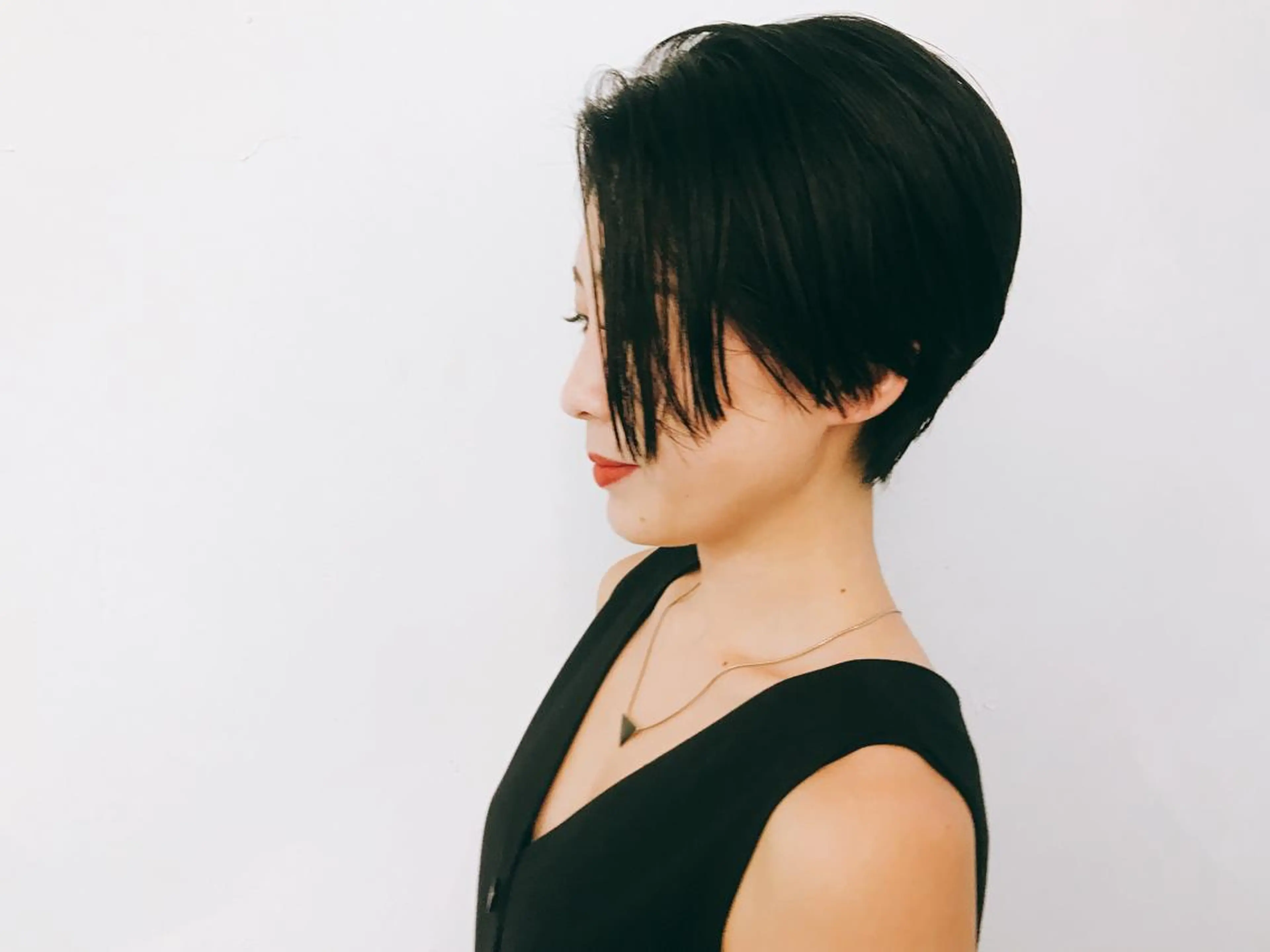 ショート ショートヘア カット ヘアカラー トリートメント 💓パーマ，💗 レイヤーカットのヘアスタイル