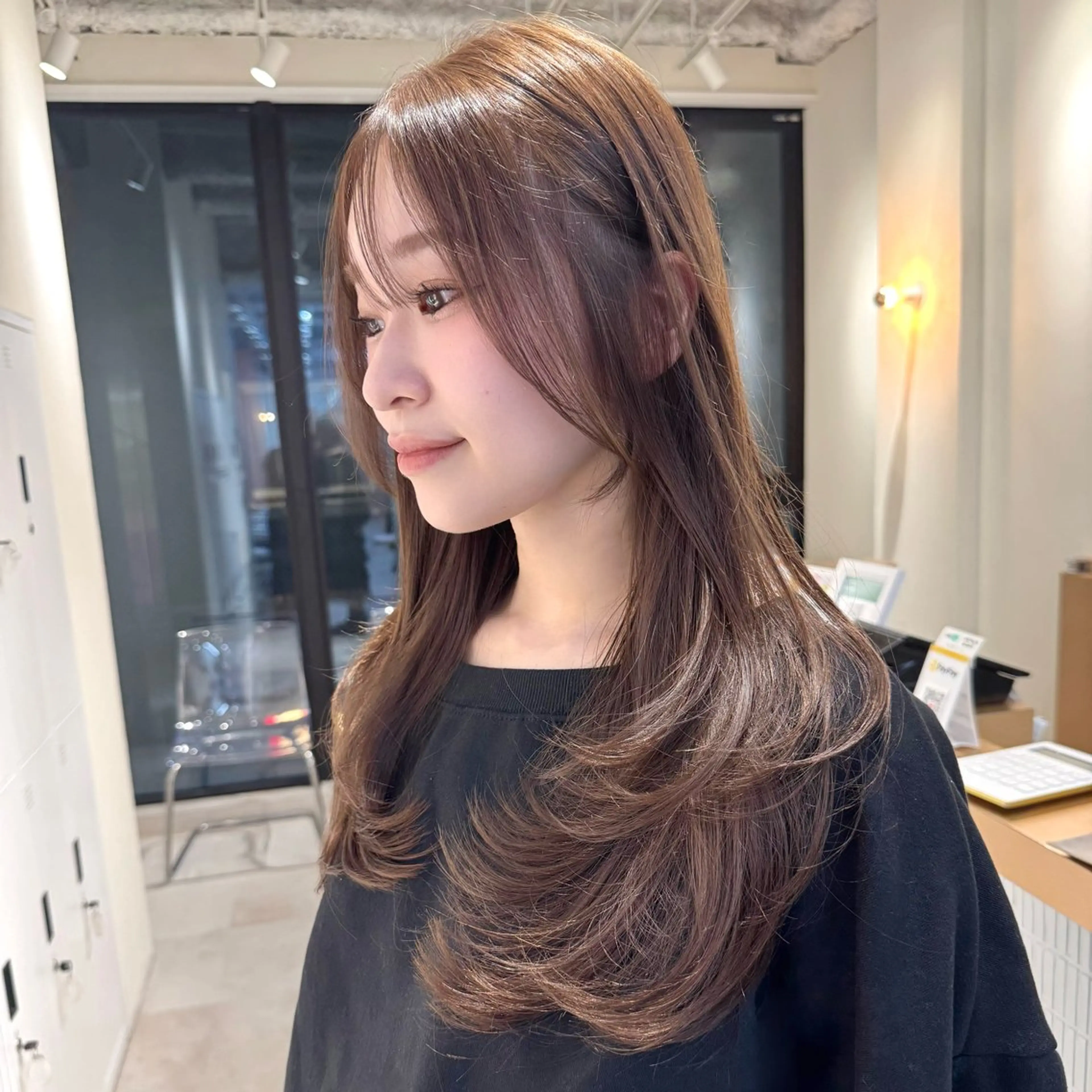 セミロング 顔まわりレイヤー 顔周りカット レイヤーカット 🫧レイヤーカット/ 韓国ヘア🫧辻優也のヘアスタイル