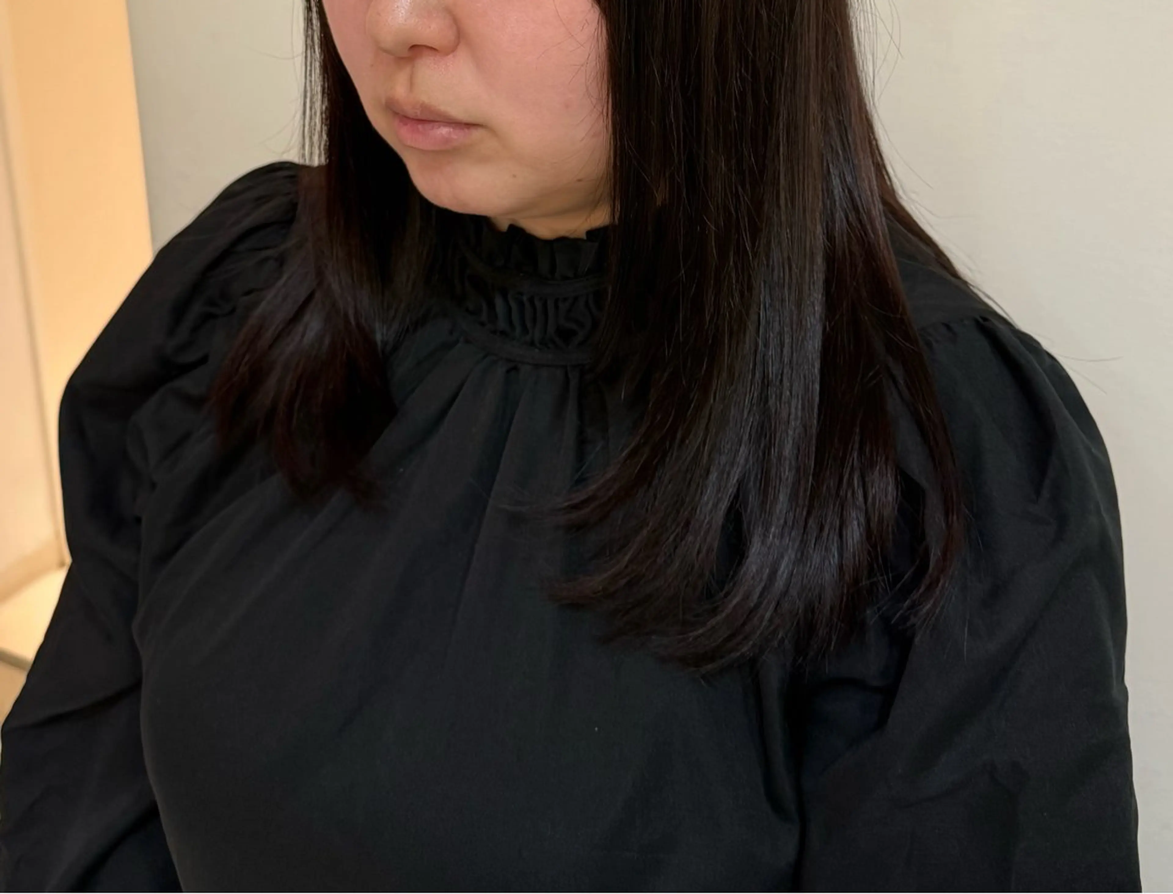 ロング 顔周りカット レイヤーカット レナークアリア 梅津美憂のヘアスタイル