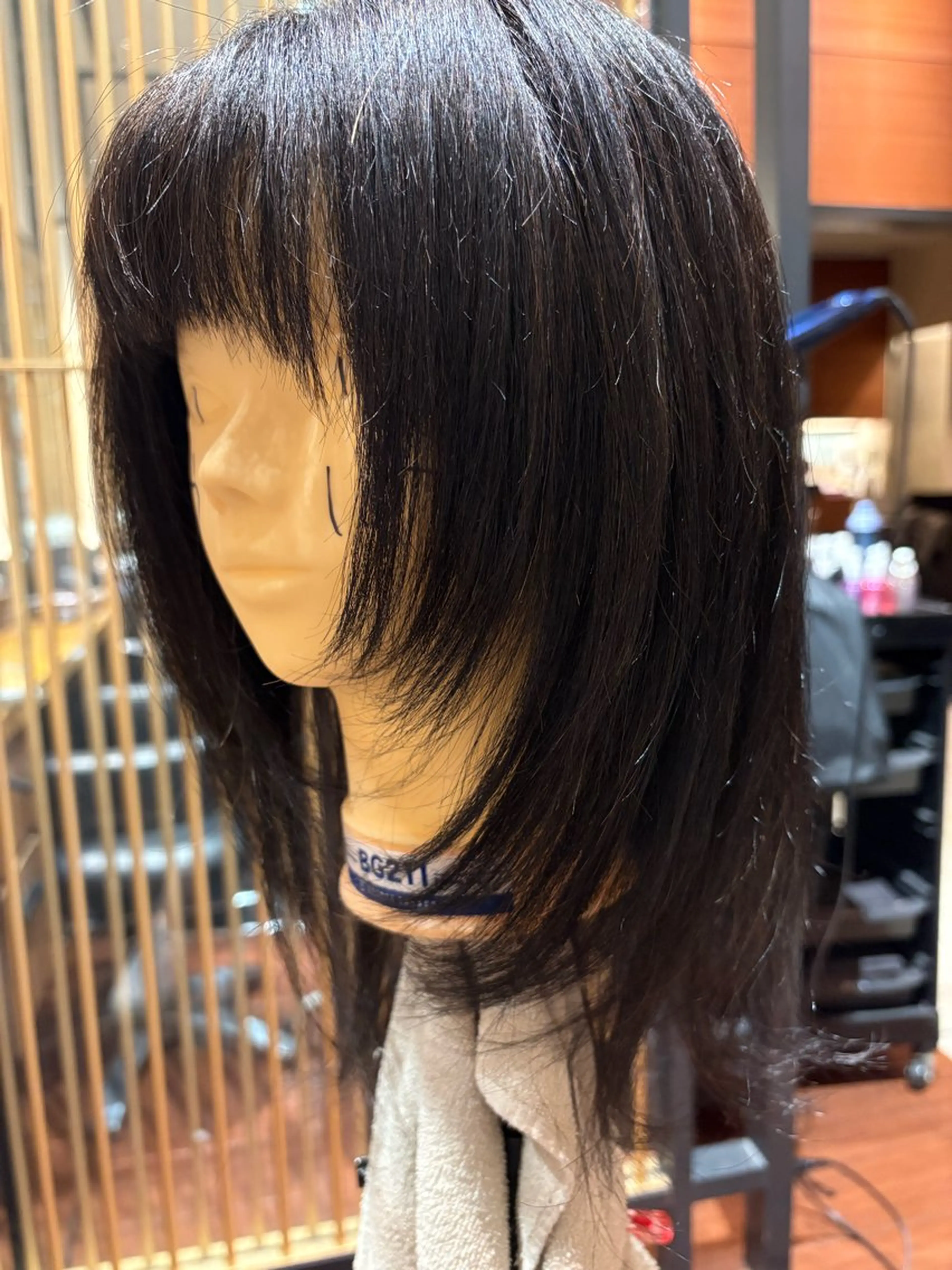 ミディアム 顔周りカット 髙田 千華 髪質改善ストレートのヘアスタイル