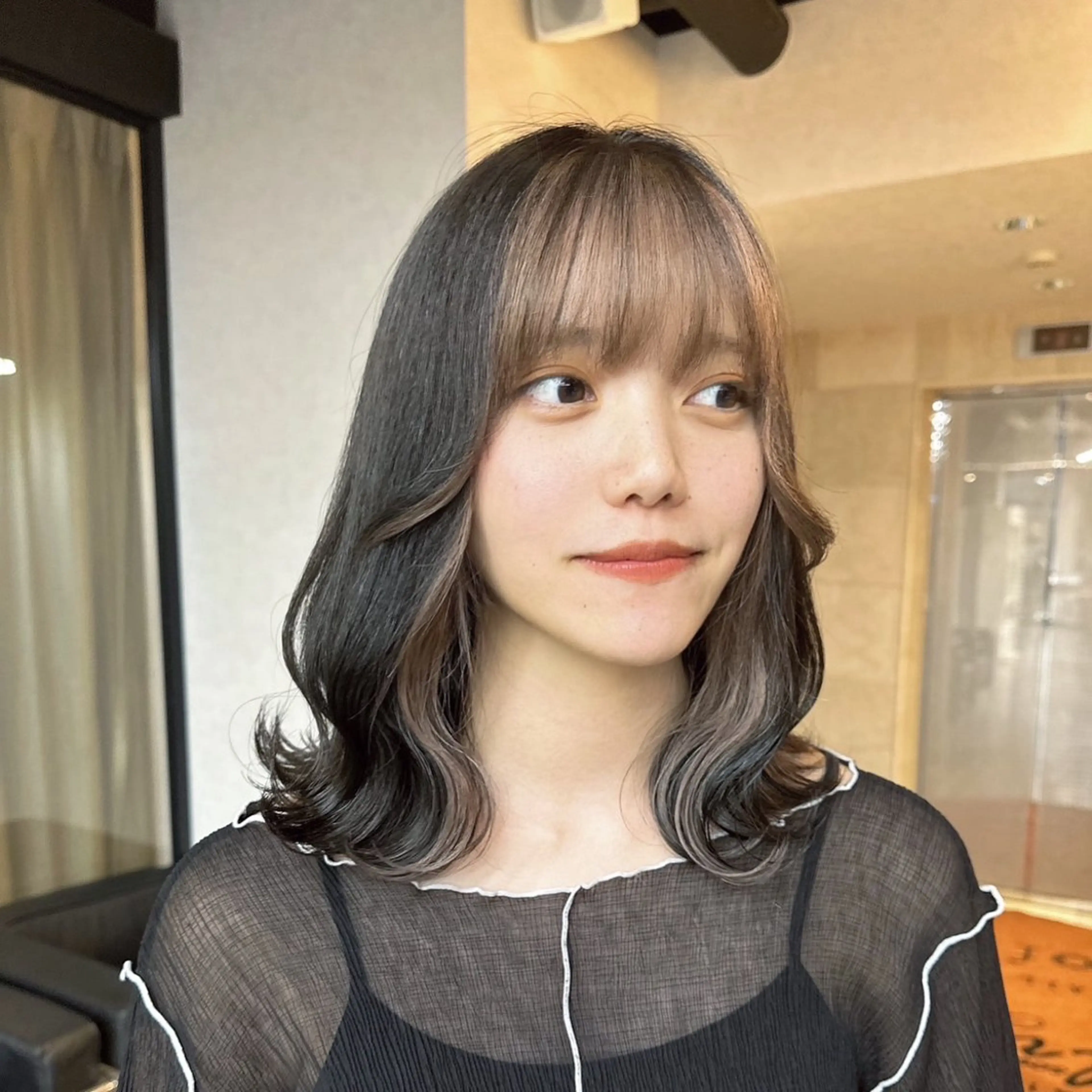 セミロング カラー ヘアカラー トリートメント 梅田/透明感カラー/ 顔周り/Noe🩰のヘアスタイル