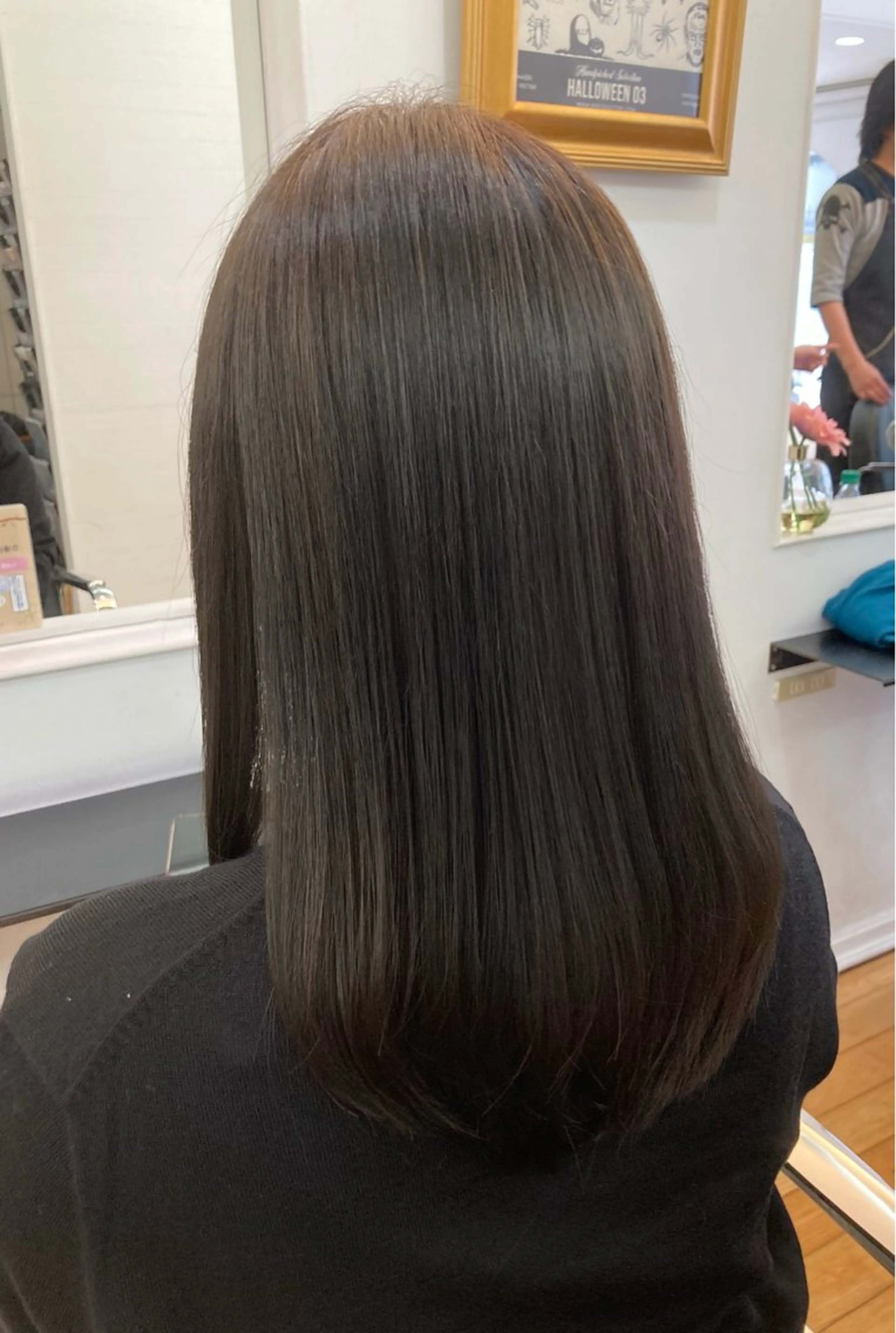 セミロング トリートメント 川上 愛のヘアスタイル