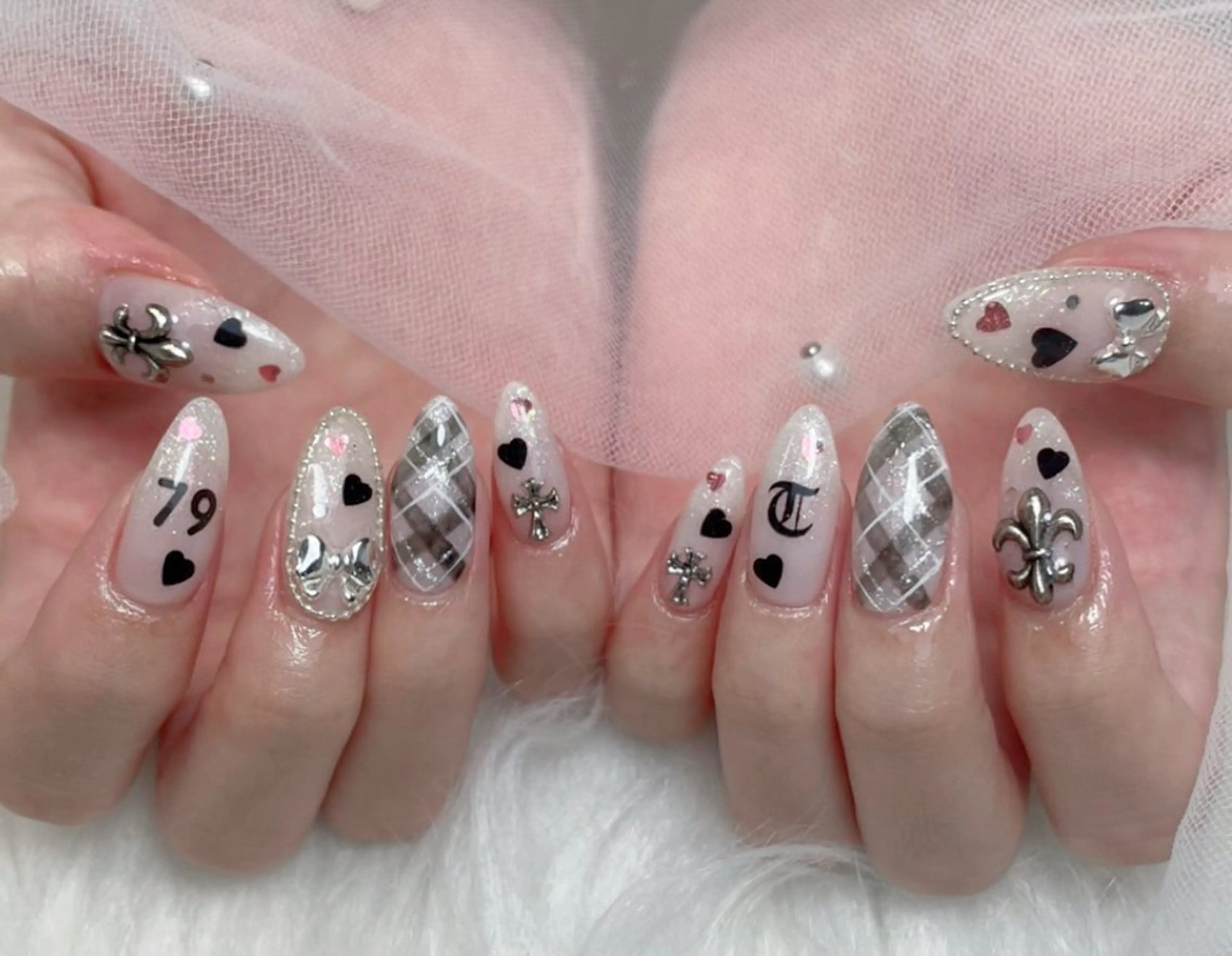 ネイル ミント　ネイルサロン横浜店所属・ミント　ネイルサロン 横浜店のネイルデザイン