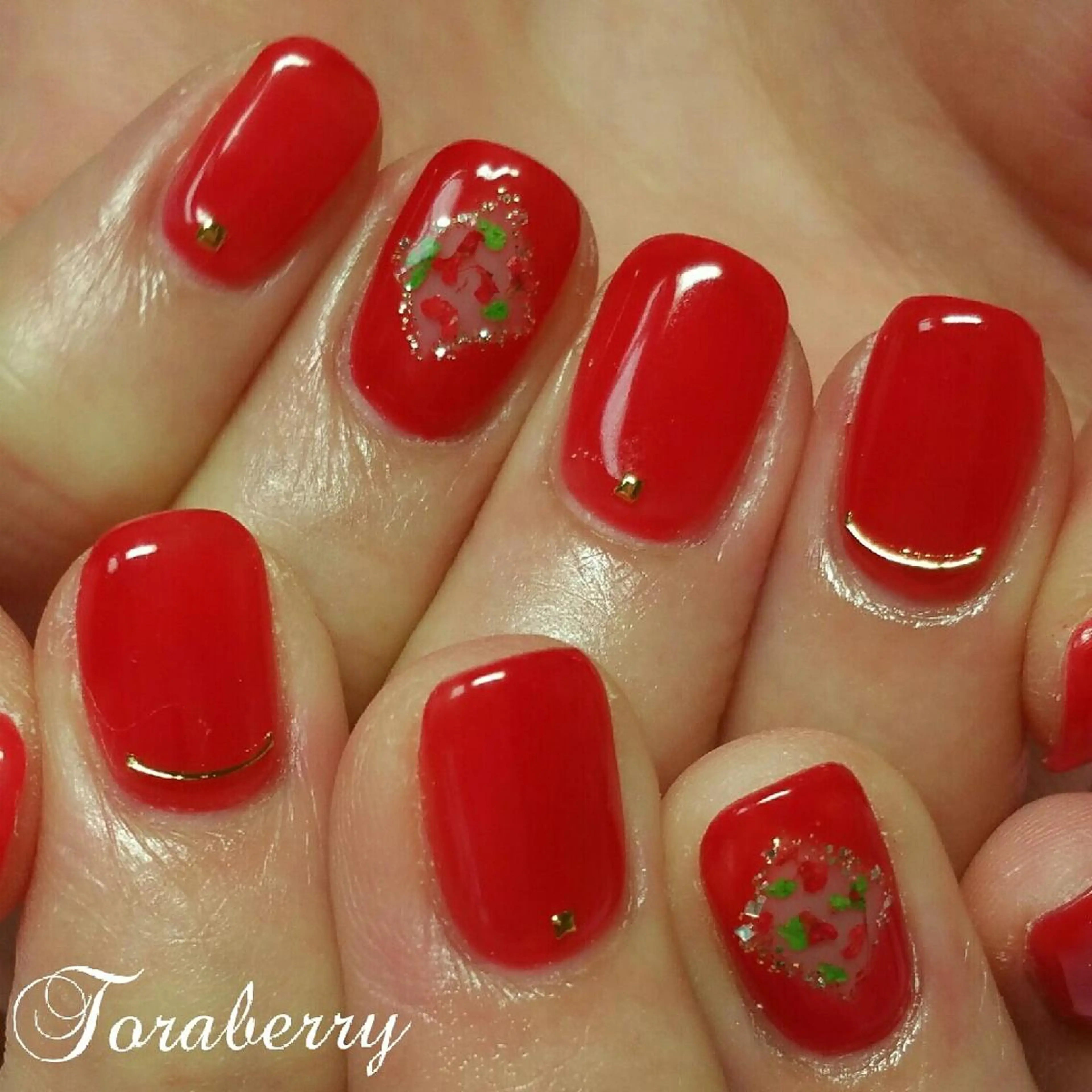 ネイル 持ち込み 赤色 ネイリスト なつみのネイルデザイン