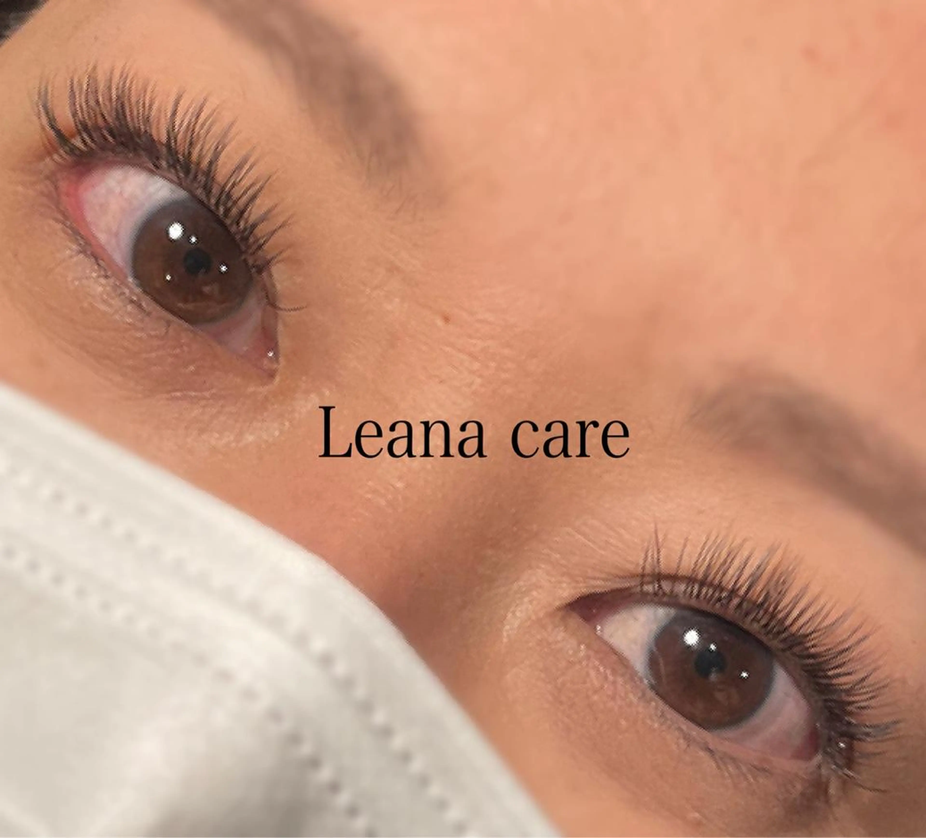 マツエク・マツパ フラットラッシュ パリジェンヌラッシュリフト 山城 エスタの眉毛・アイブロウイメージ