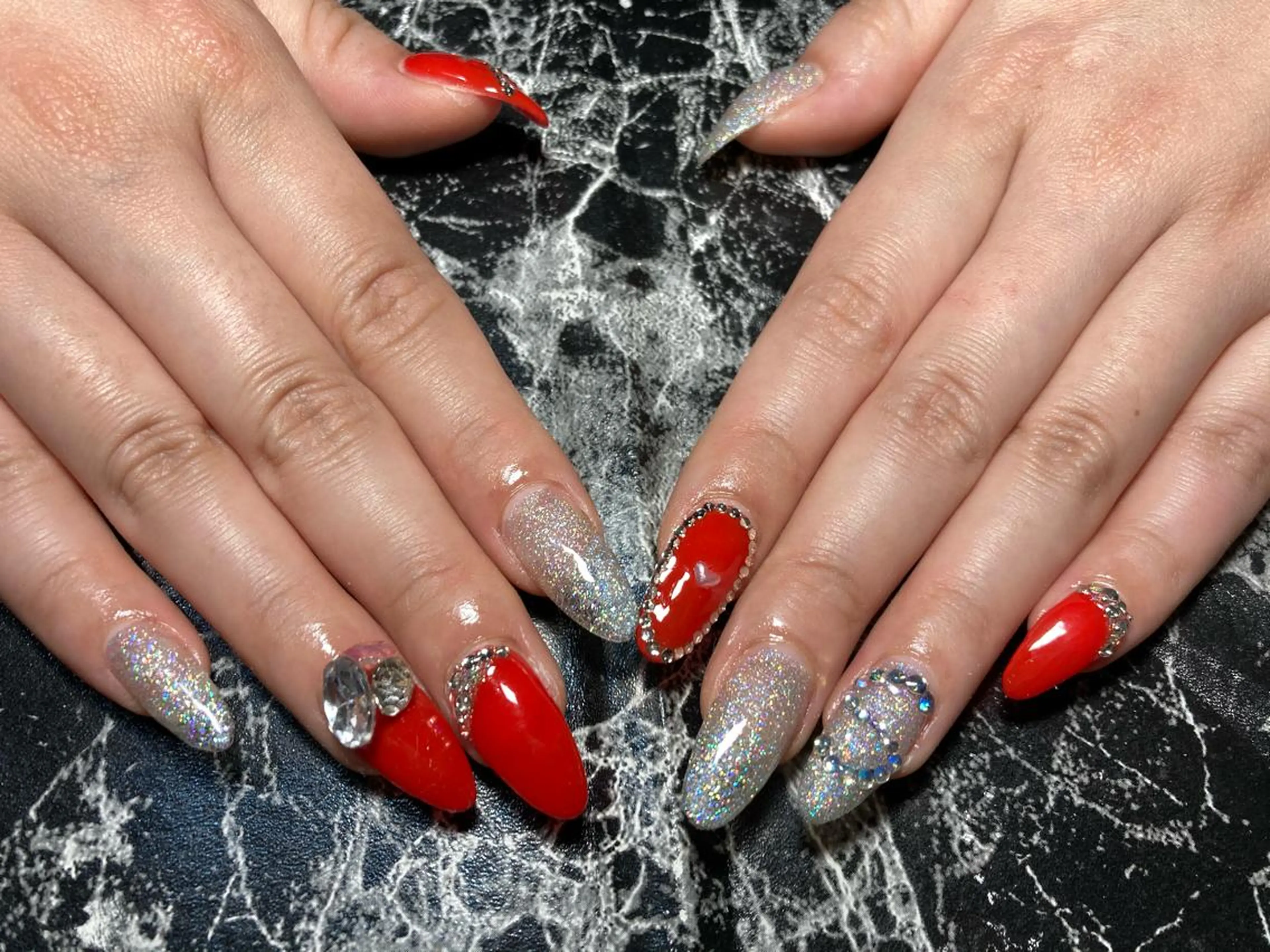 ミディアム ネイル スカルプネイル ✴︎ Delightのネイルデザイン