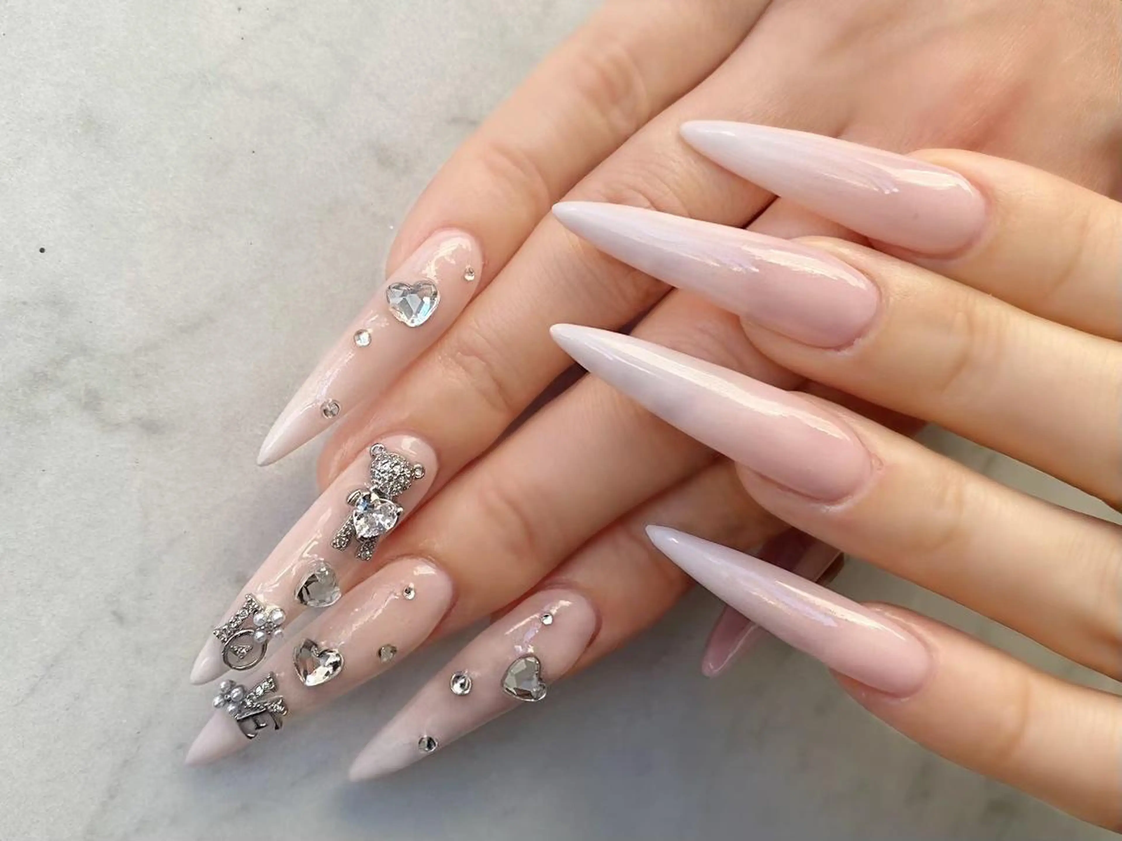 ネイル 岡矢joieange 心斎橋店のネイルデザイン