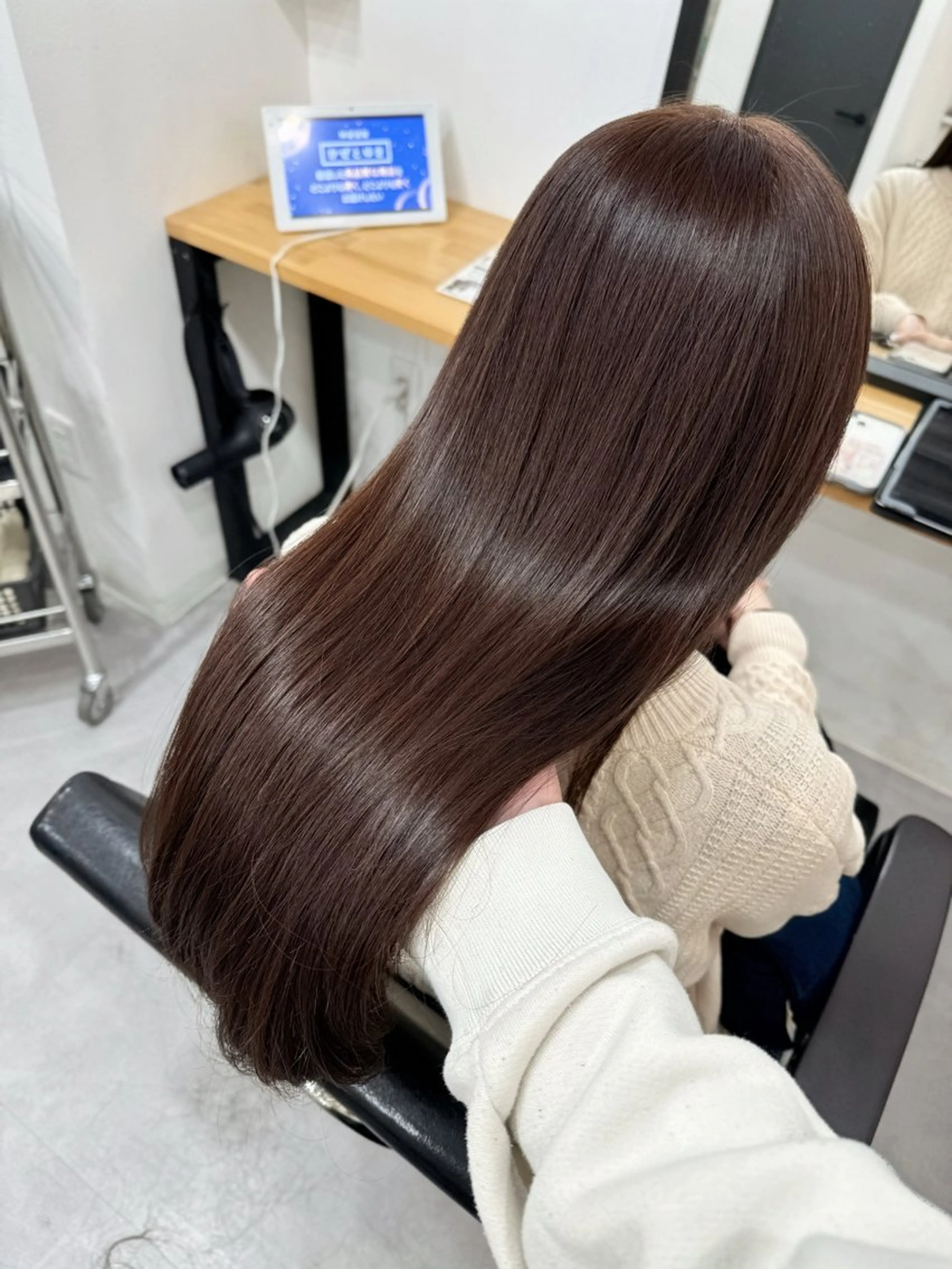 カラー のり🐼顔まわり/ 韓国/レイヤーカットのヘアスタイル