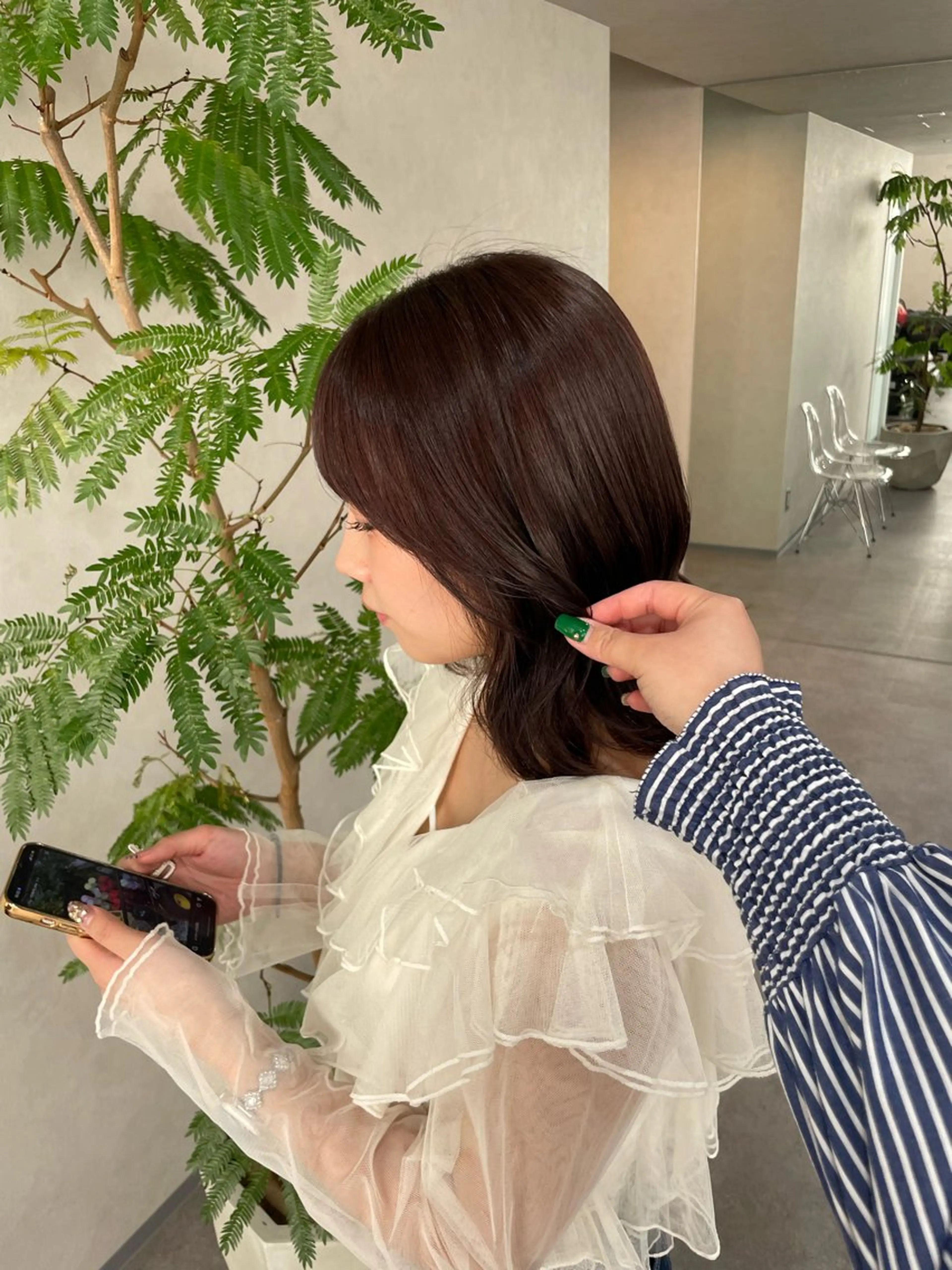 ミディアム カラー カット ヘアカラー トリートメント 🍐透明感カラー🍐 レイヤーカットのヘアスタイル