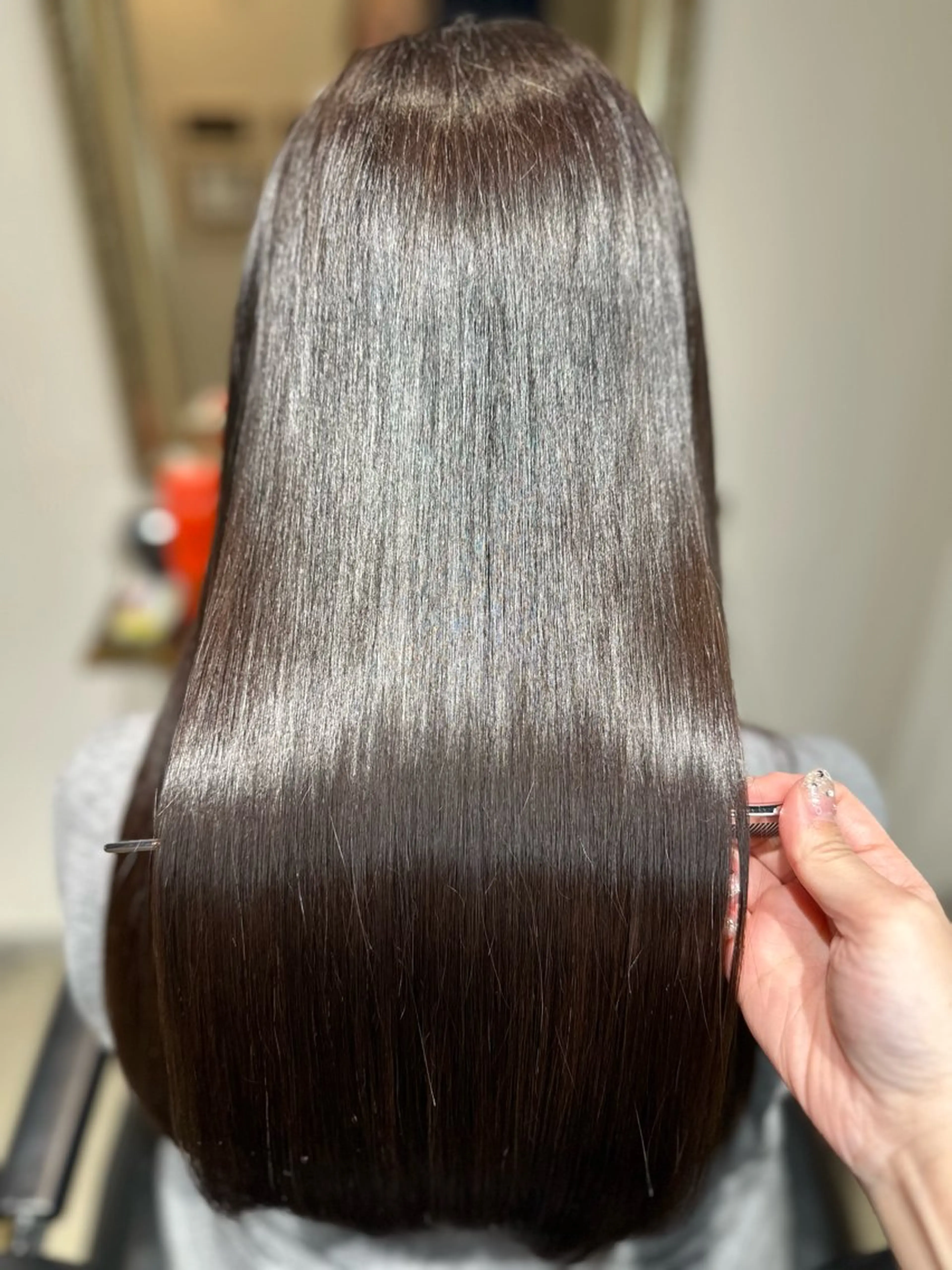 ロング カット ヘアカラー トリートメント 岩崎 恵実のヘアスタイル