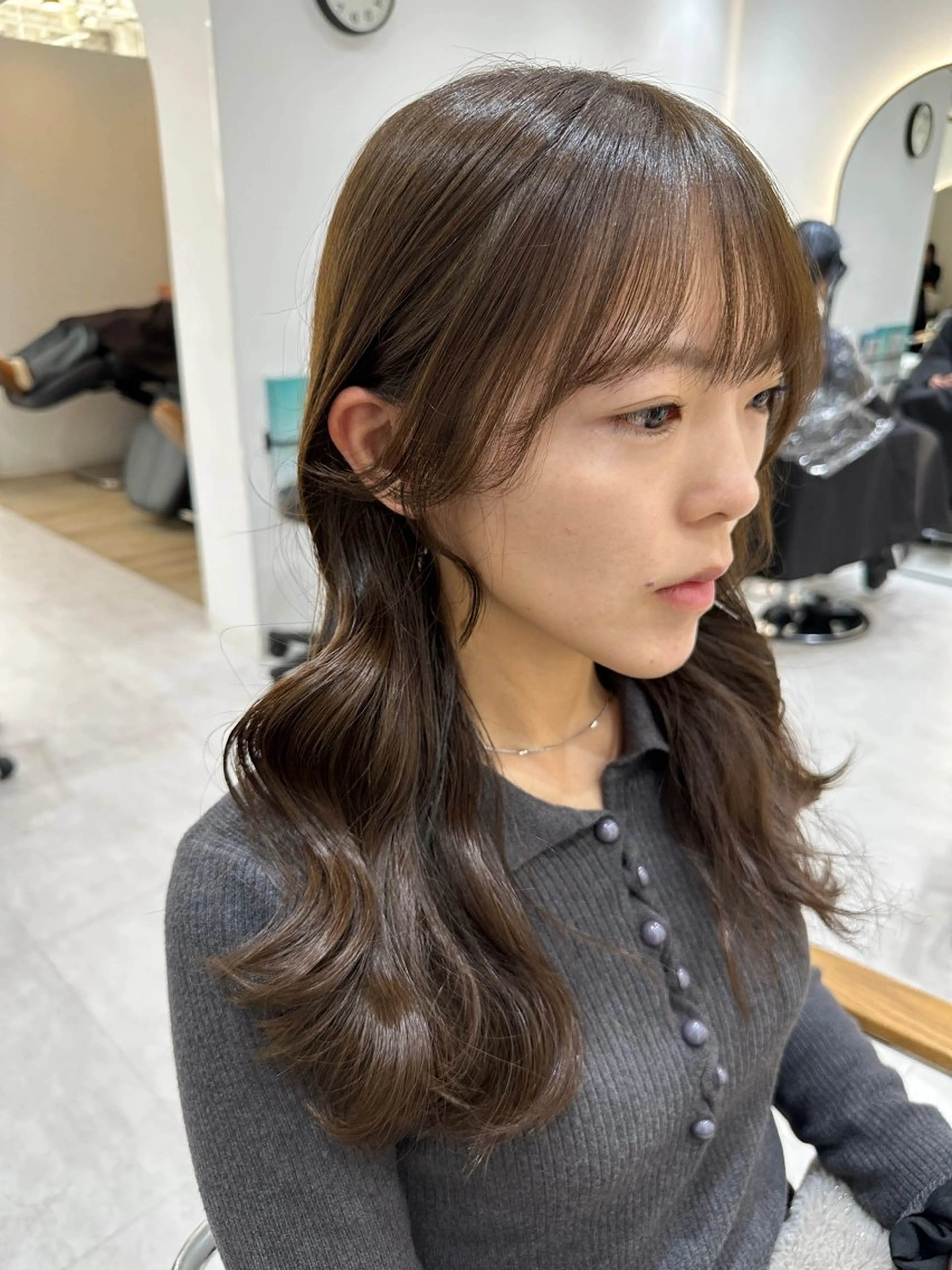 ロング カラー 透明感カラー オリーブカラー 顔周りカット カット ヘアカラー トリートメント 赤み消し/オリーブ カーキ/福田れんのヘアスタイル