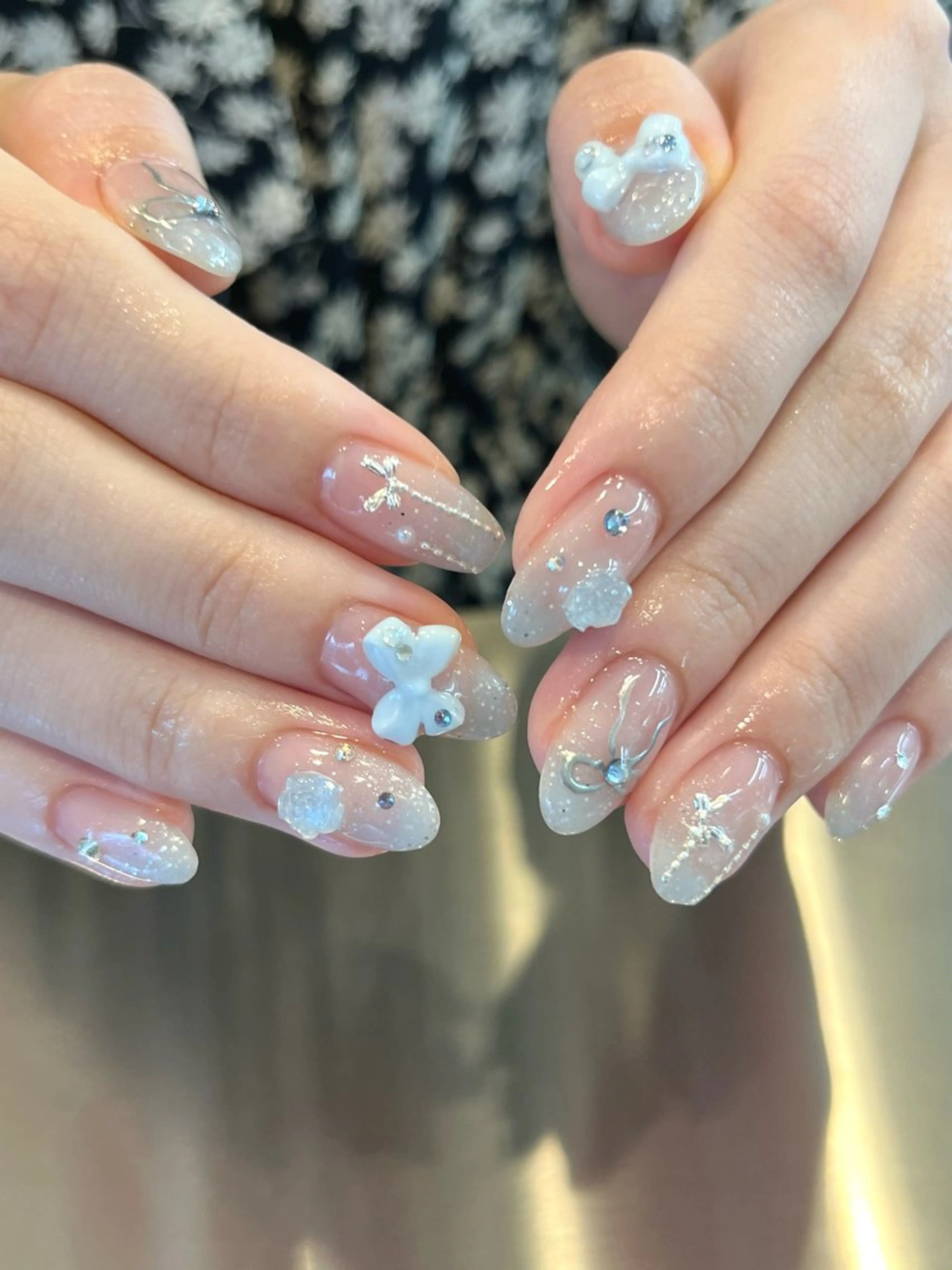 ミディアム mute. amiのネイルデザイン