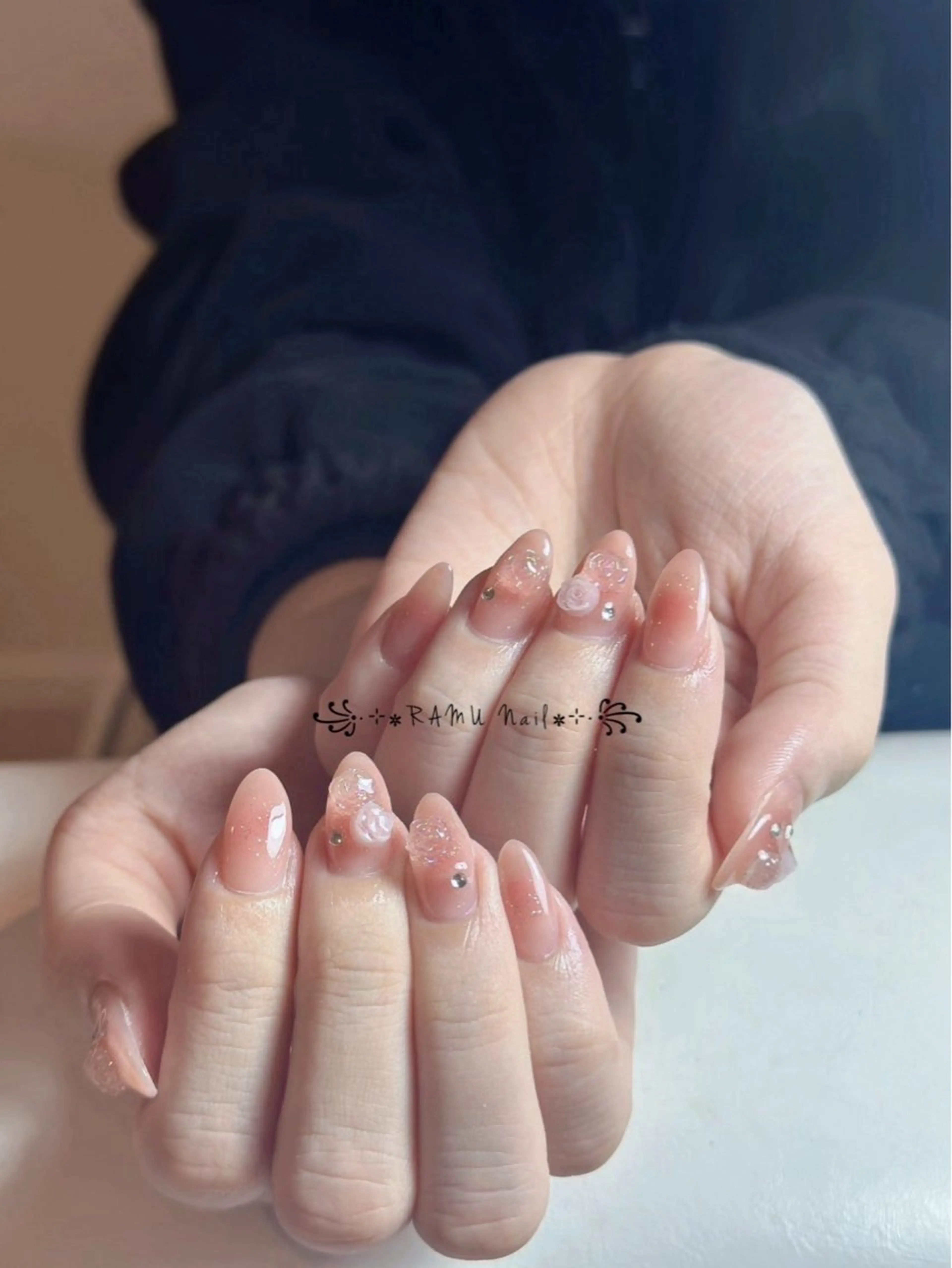 ネイル キラキラネイル マグネットネイル ミラーネイル ピンク 春ネイル ハンドネイル RAMU Nail 恵比寿店のネイルデザイン