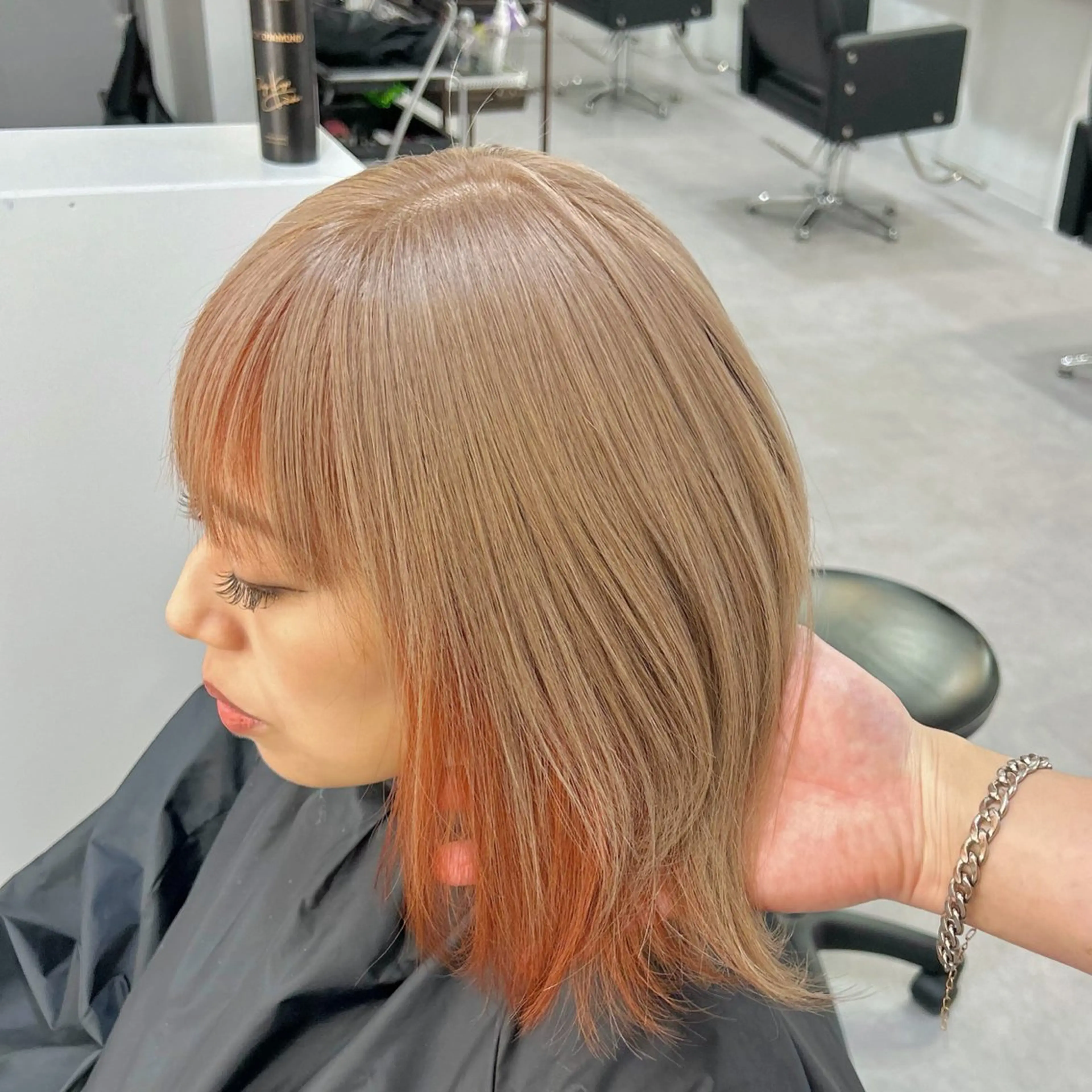 ショート カラー インナーカラー オレンジ Cielroシェイロ所属・ブリーチ&エクステ 🥀ケアカラー特化のヘアスタイル