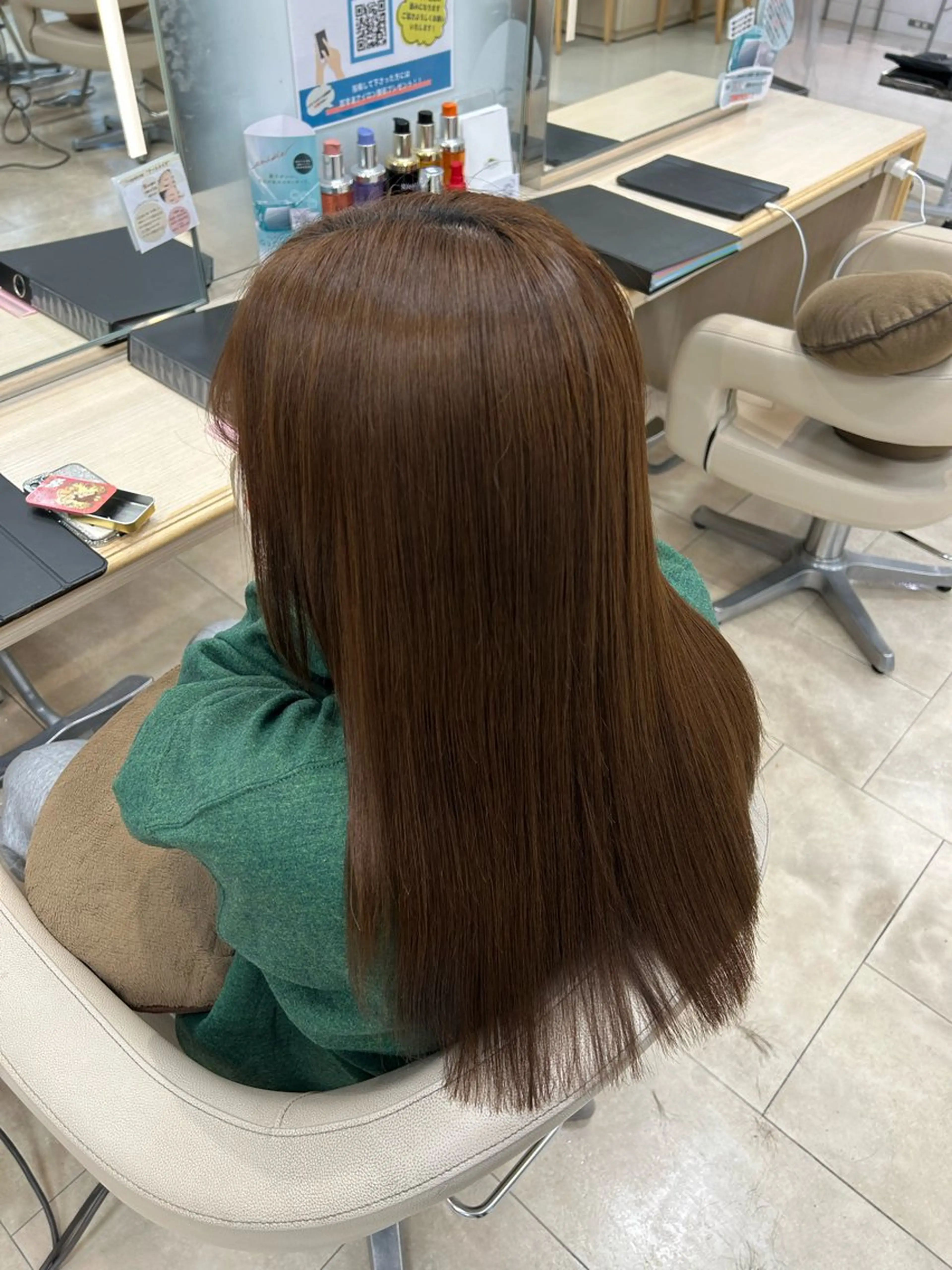 ロング トリートメント ヘッドスパ ヘアセット ベージュ/つや髪/ レイヤー／ゆいなのヘアスタイル