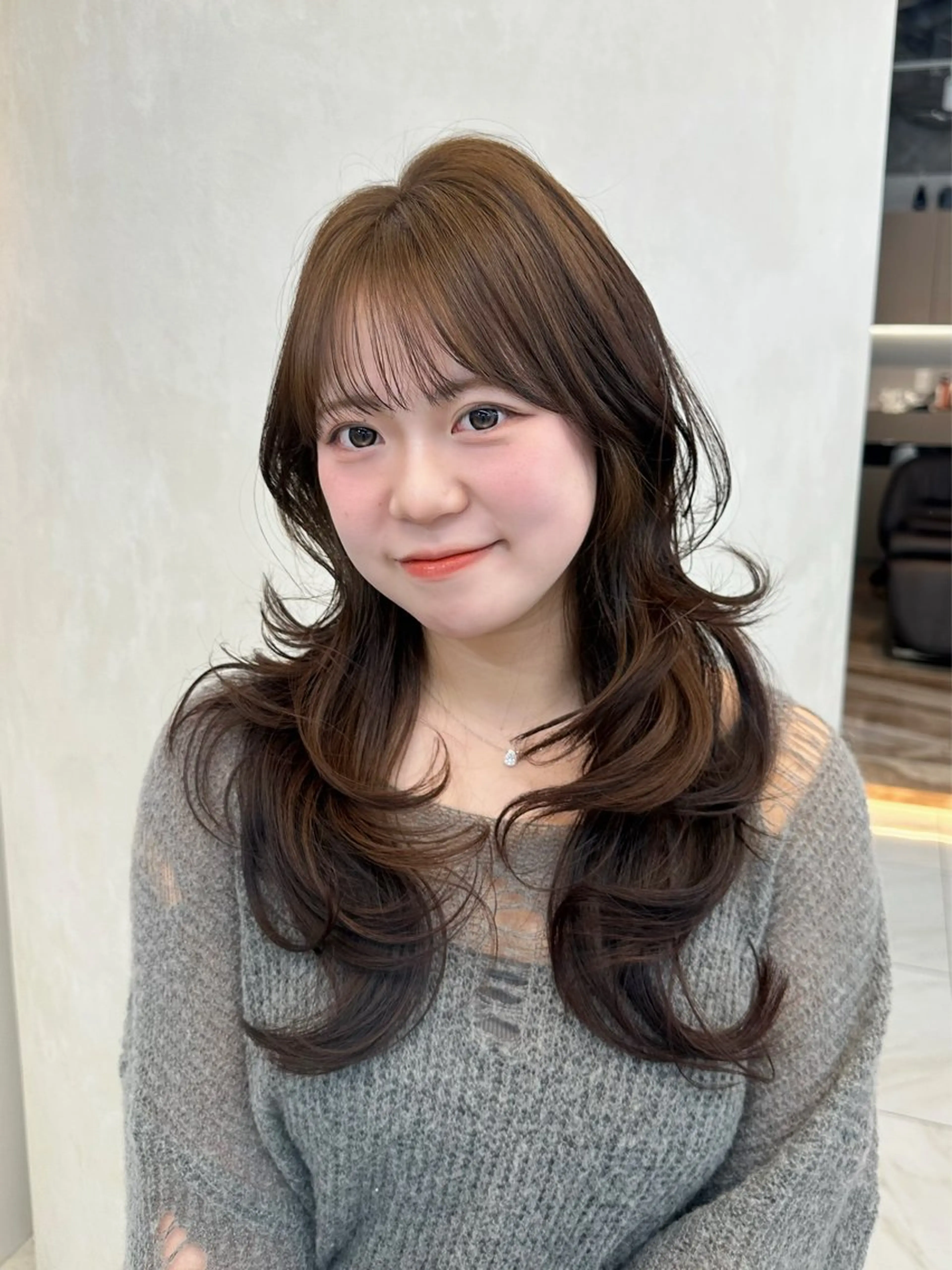 ロング カラー ブリーチ ケアカラー ブリーチなしカラー 髪質改善 韓国風ヘア カット ヘアカラー トリートメント ヘアセット ARMONY表参道店所属・韓国風レイヤーカラー ライムのヘアスタイル