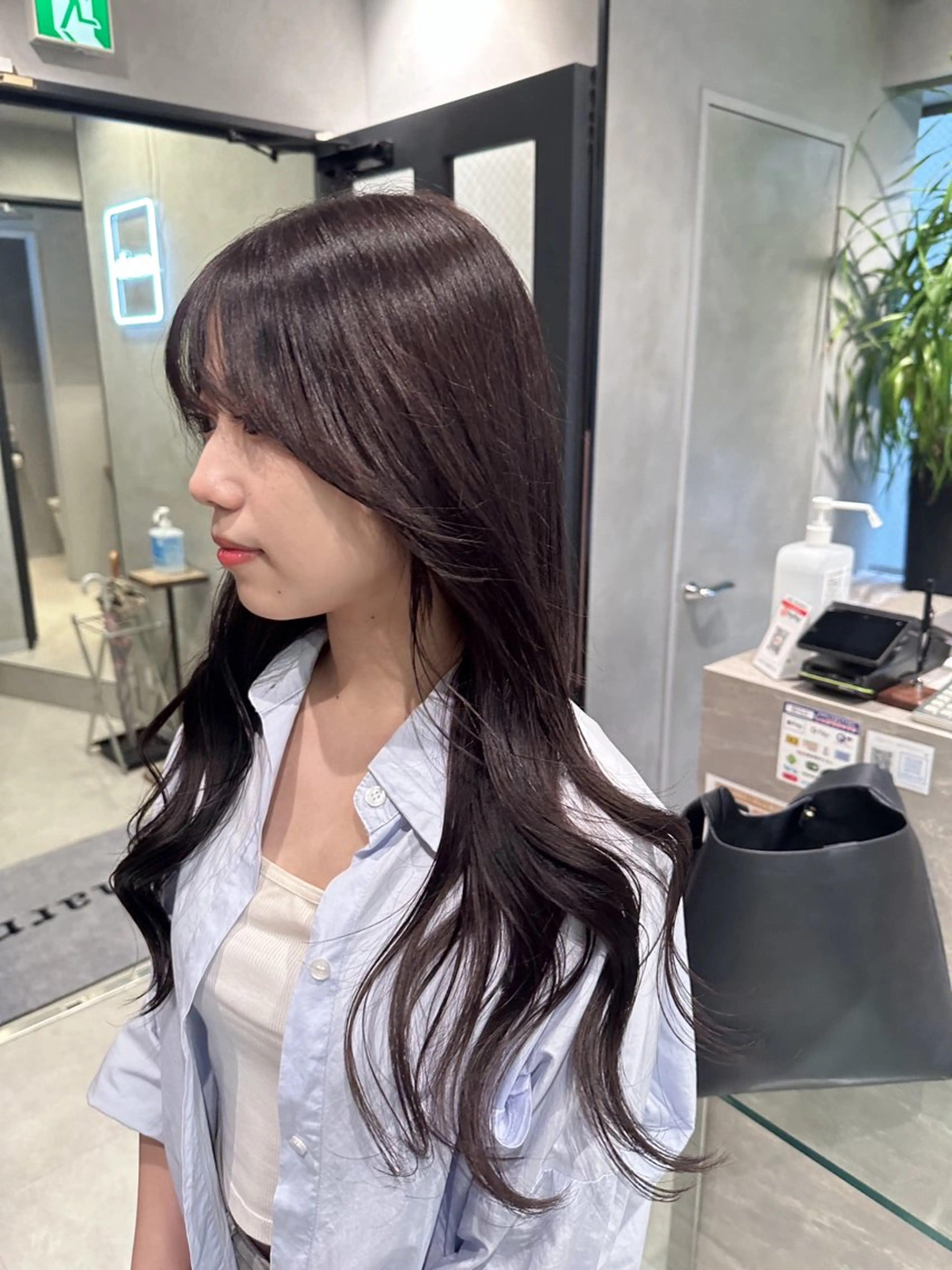 ロング カラー ヘアアレンジ 銀座レイヤーカット ×シースルー前髪のヘアスタイル