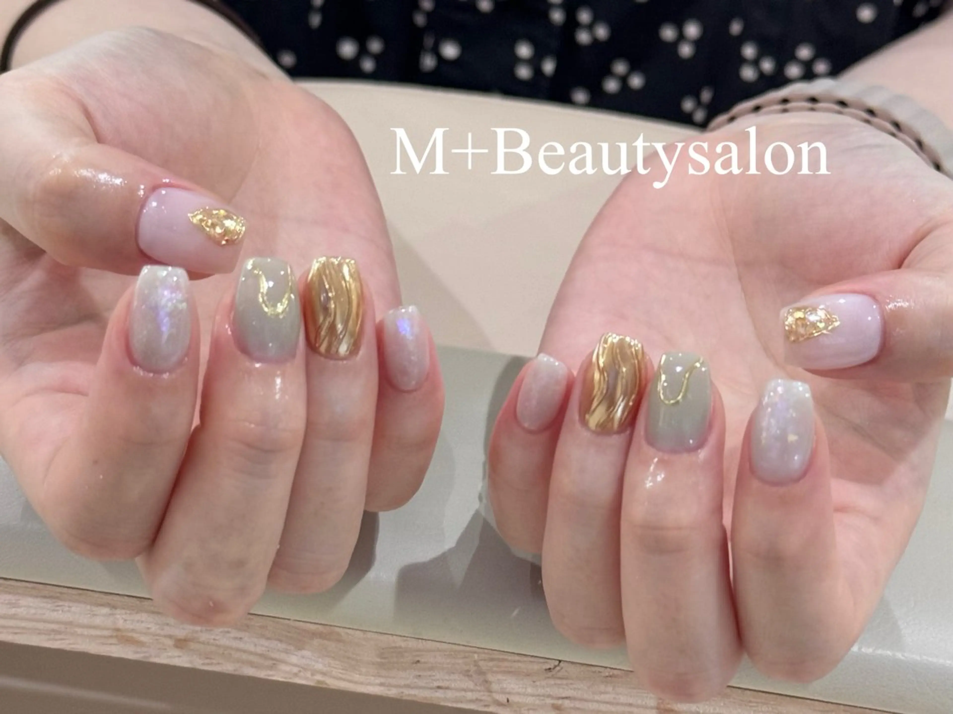 ネイル ハンドネイル M+  Beauty Salonのネイルデザイン