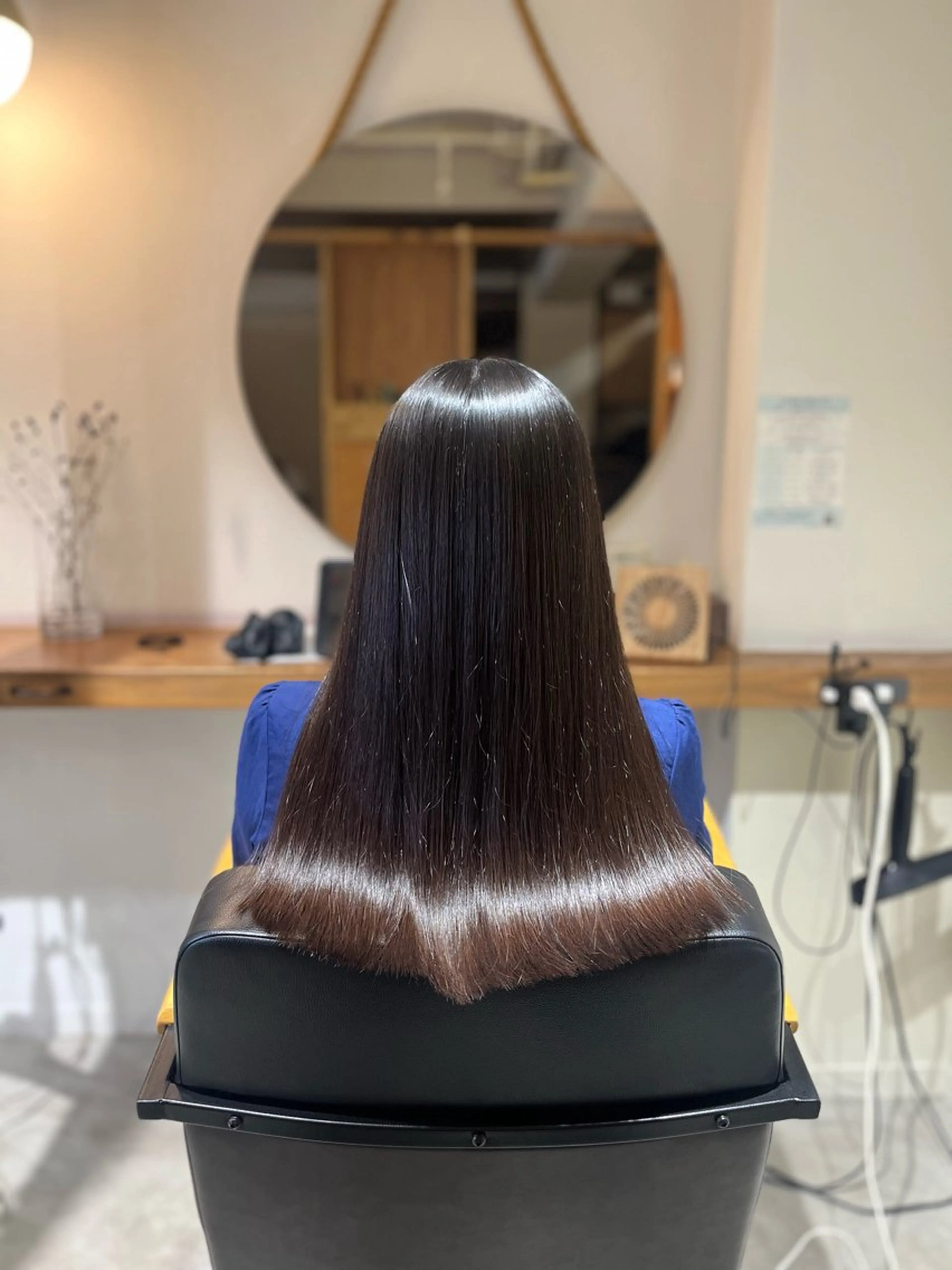 ロング 縮毛矯正 トリートメント 塩川ももこ/ 自然な縮毛矯正のヘアスタイル