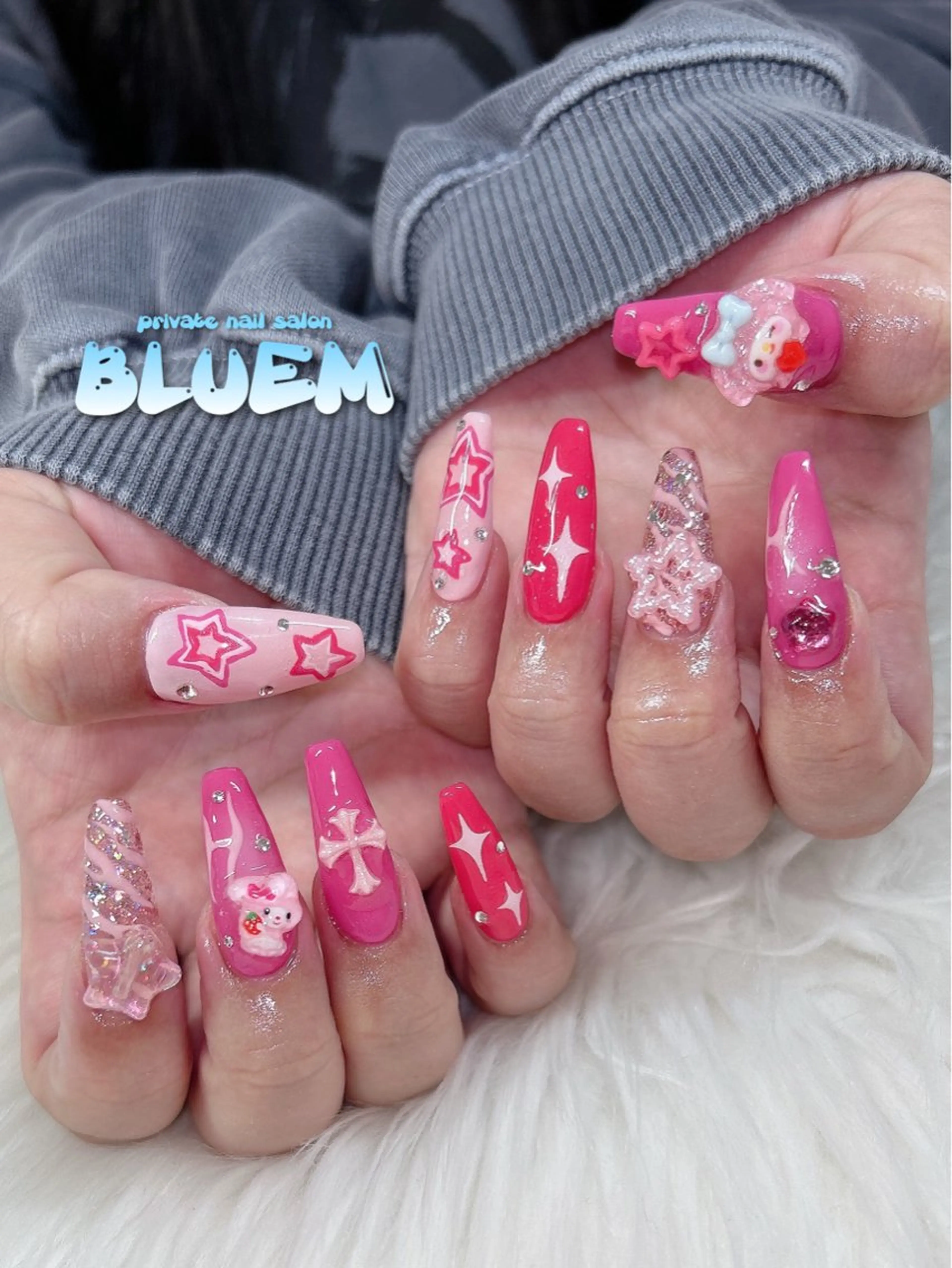 ネイル ハンドネイル BLUEM なな🐶のネイルデザイン