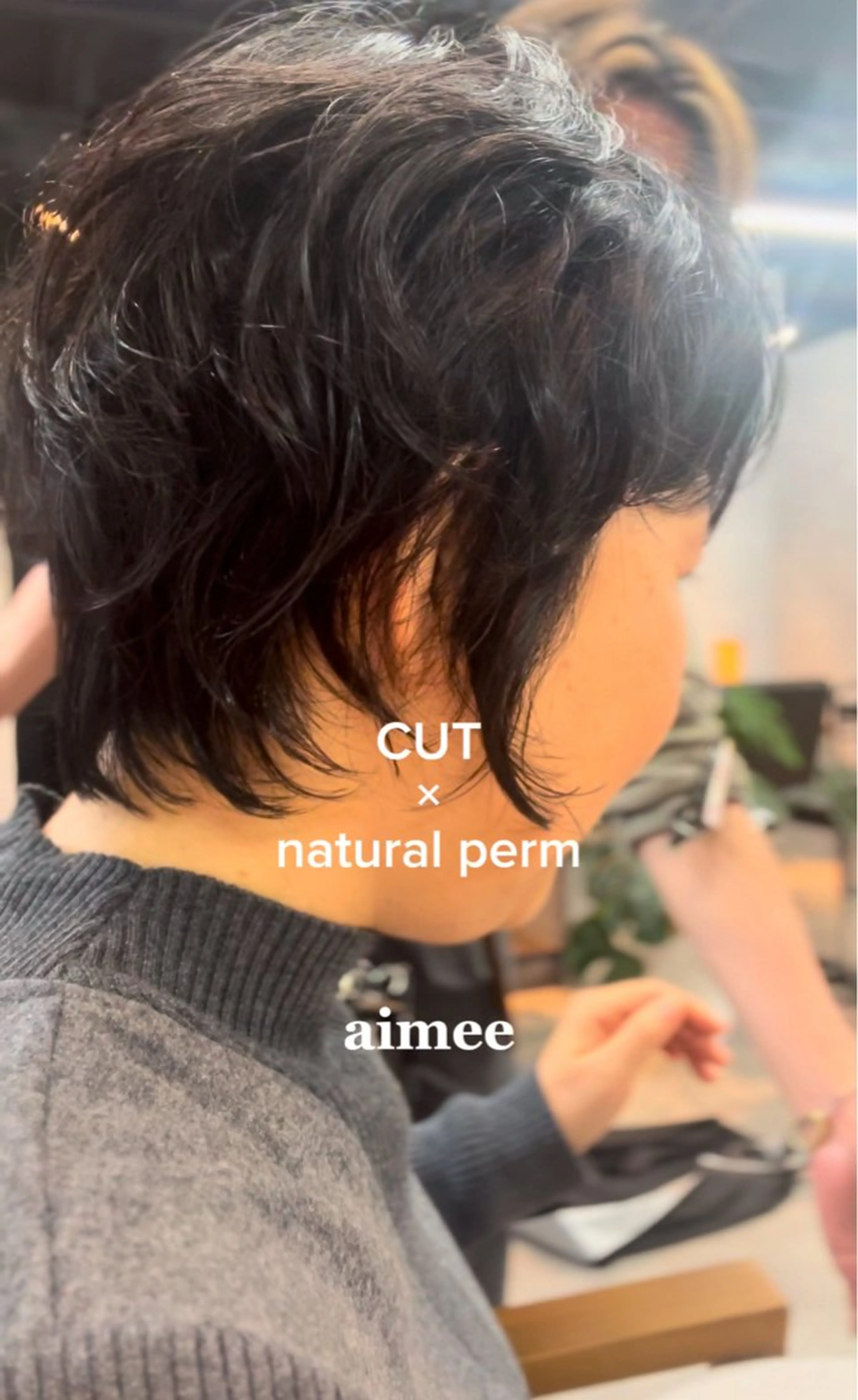 ショート パーマ 小山洋次/阪急茨木/ 透明感カラーショートのヘアスタイル