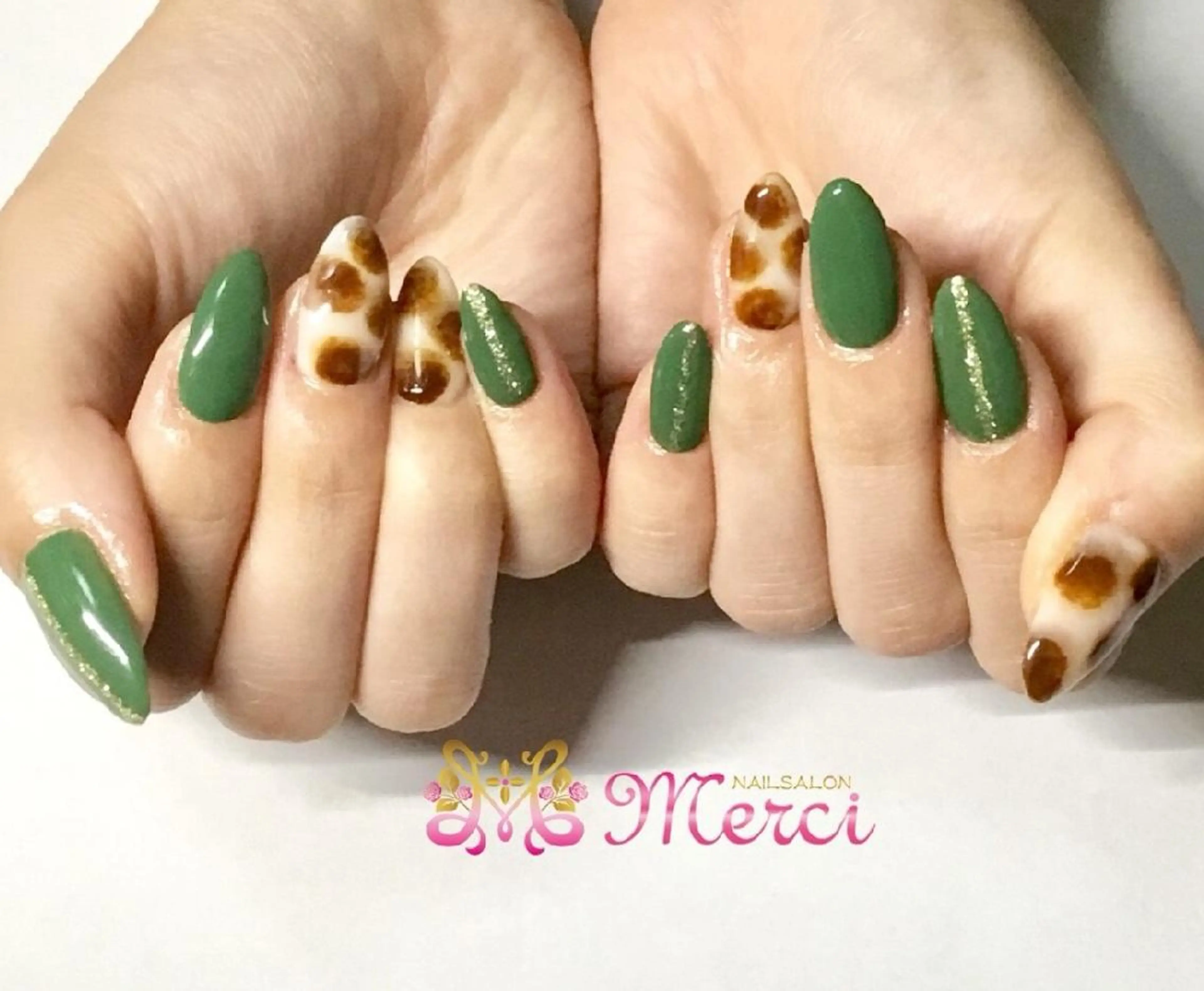 セミロング ネイル NAILSALON　 Merciのマツエク・マツパデザイン