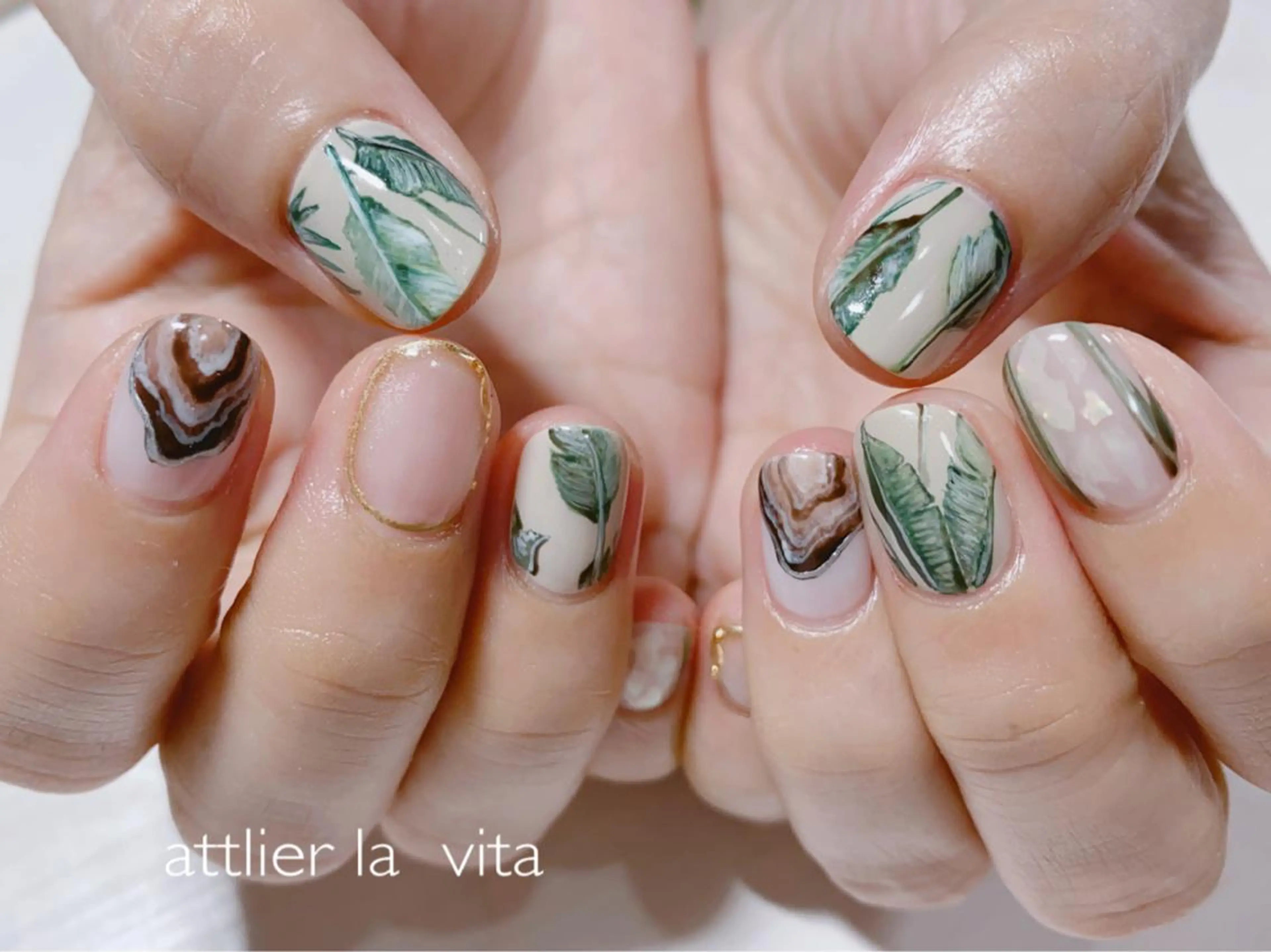 ネイル atelier la vita所属・lavita. mimuraのネイルデザイン