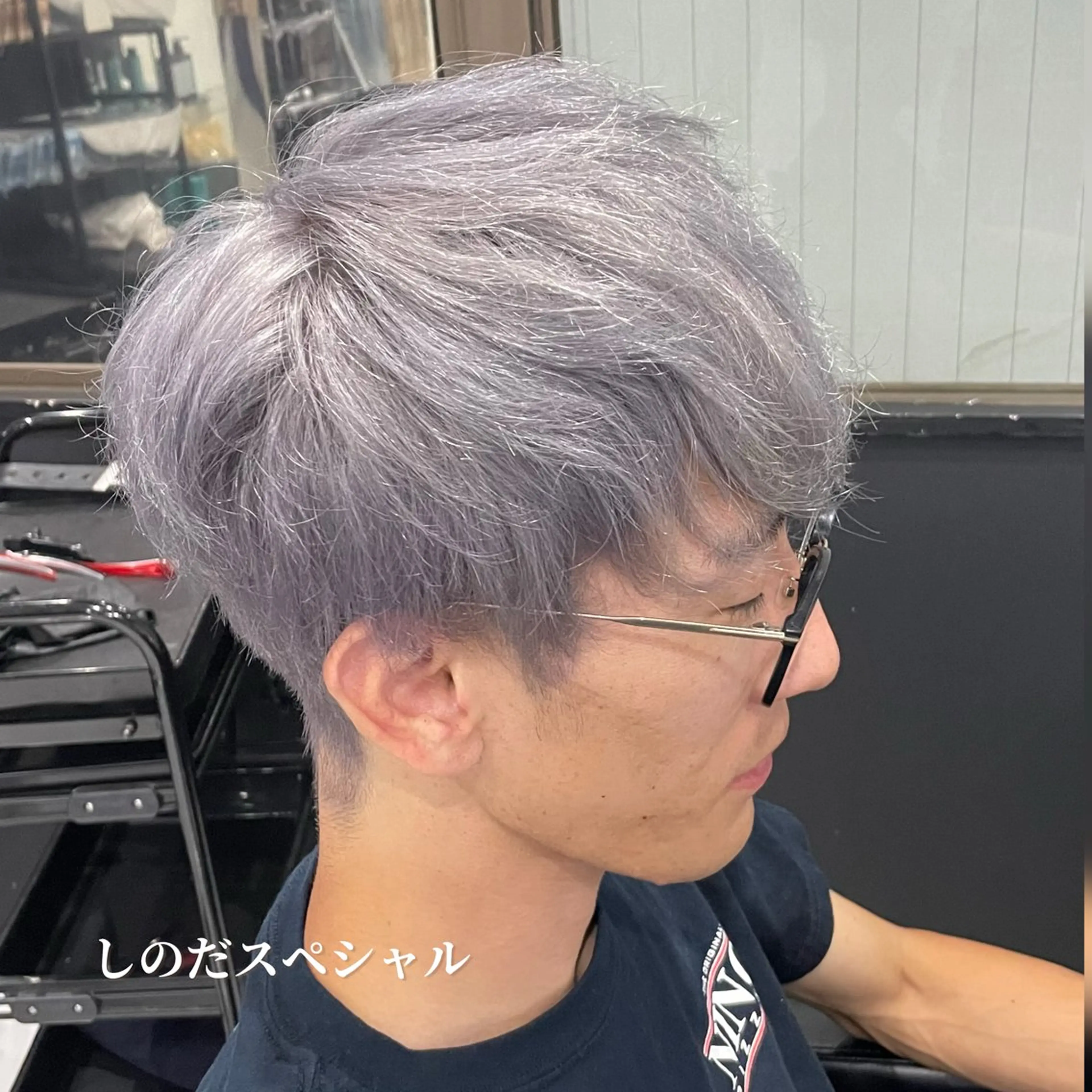 ショート カラー メンズ メンズハイトーン ハイトーンカラー 🦖店長🦖pino #しのだスペシャルのヘアスタイル