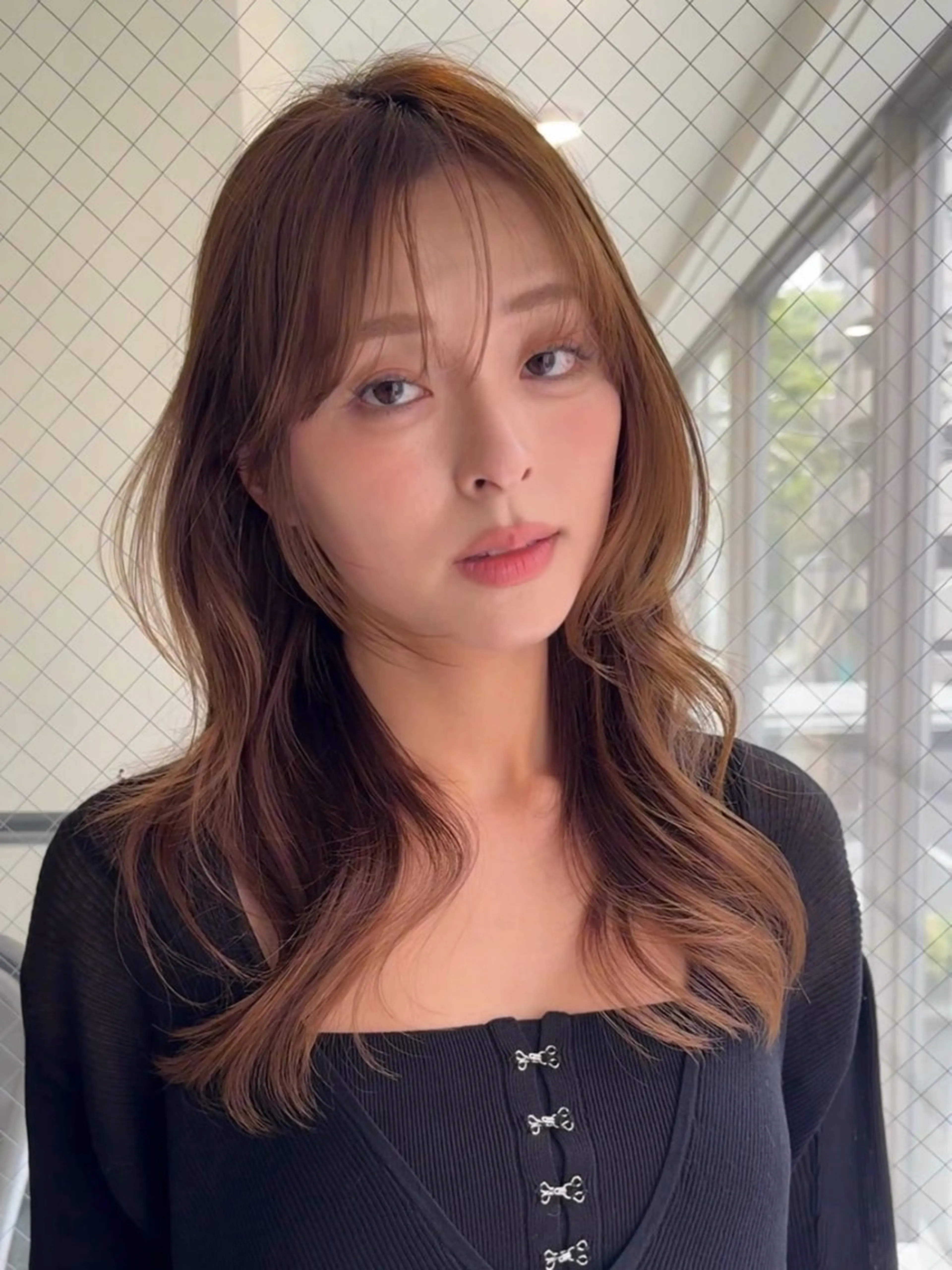 ミディアム カラー ヘアアレンジ カット ヘアカラー レイヤーカット/ボブ 似合わせ/透明感カラのヘアスタイル