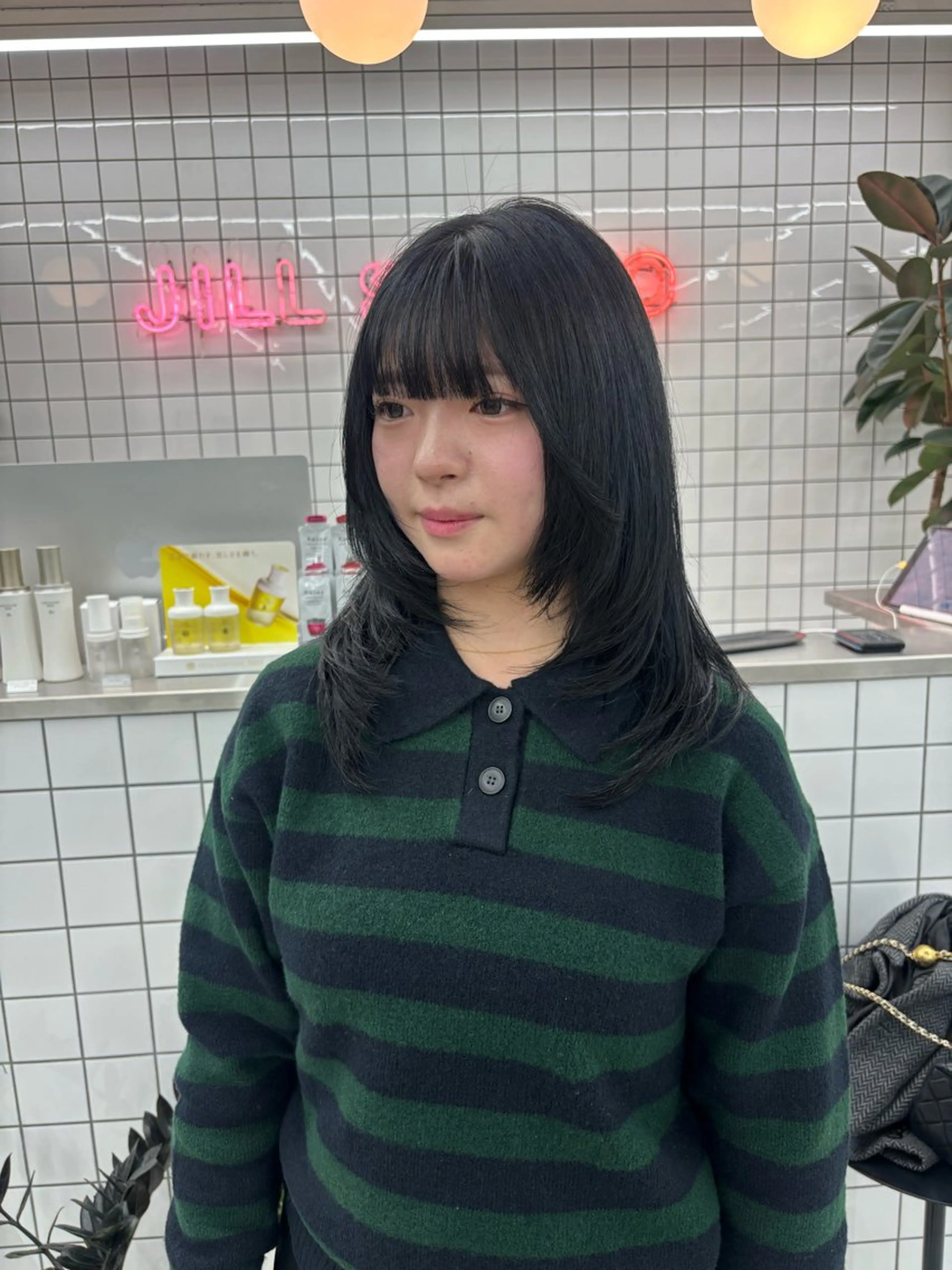 セミロング カラー ヘアアレンジ ヘアカラー トリートメント 夕羽夢🍓矢場/ 透明感カラーのヘアスタイル