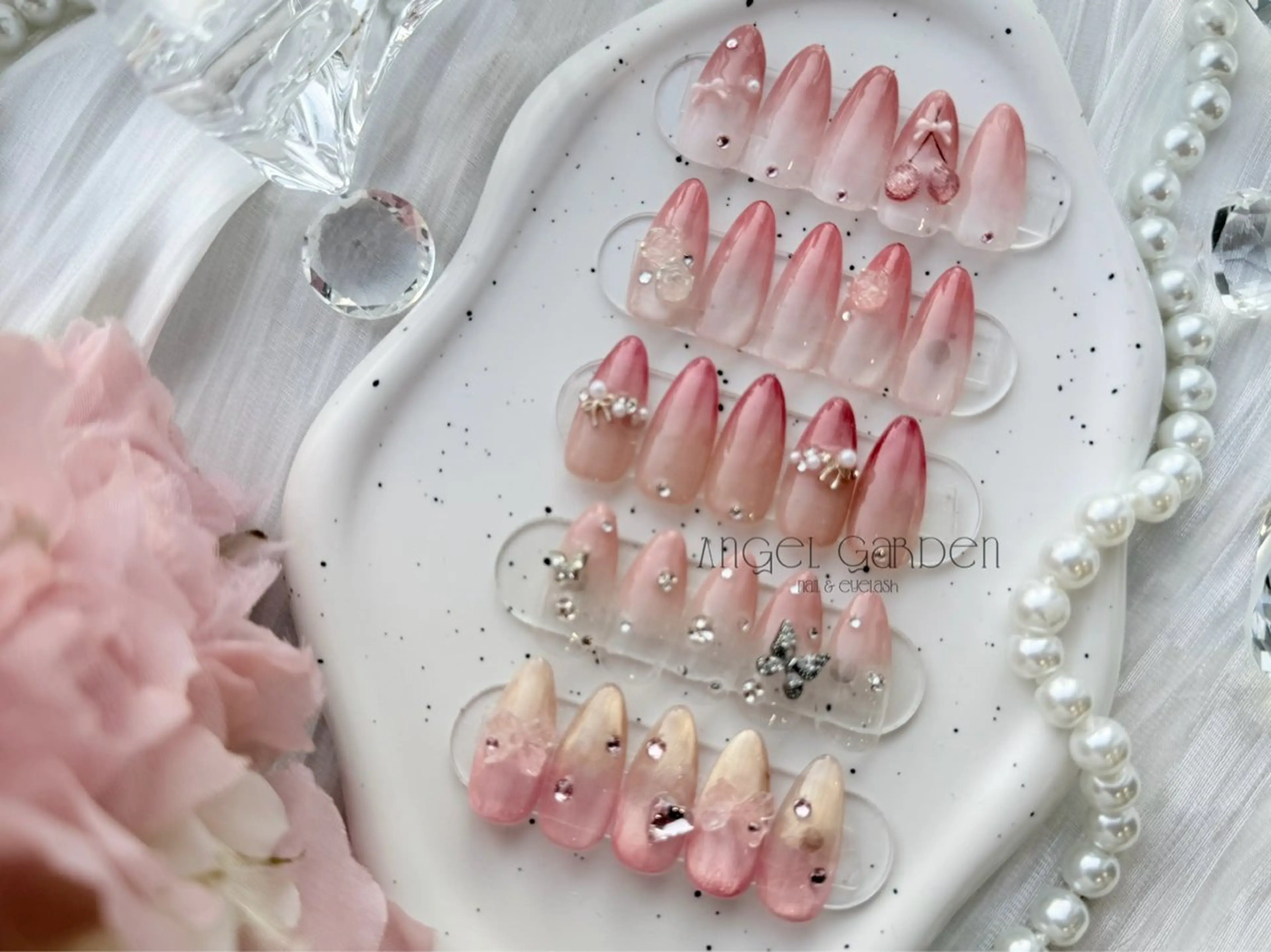 ネイル ピンク 春ネイル Angel Garden 青山のネイルデザイン