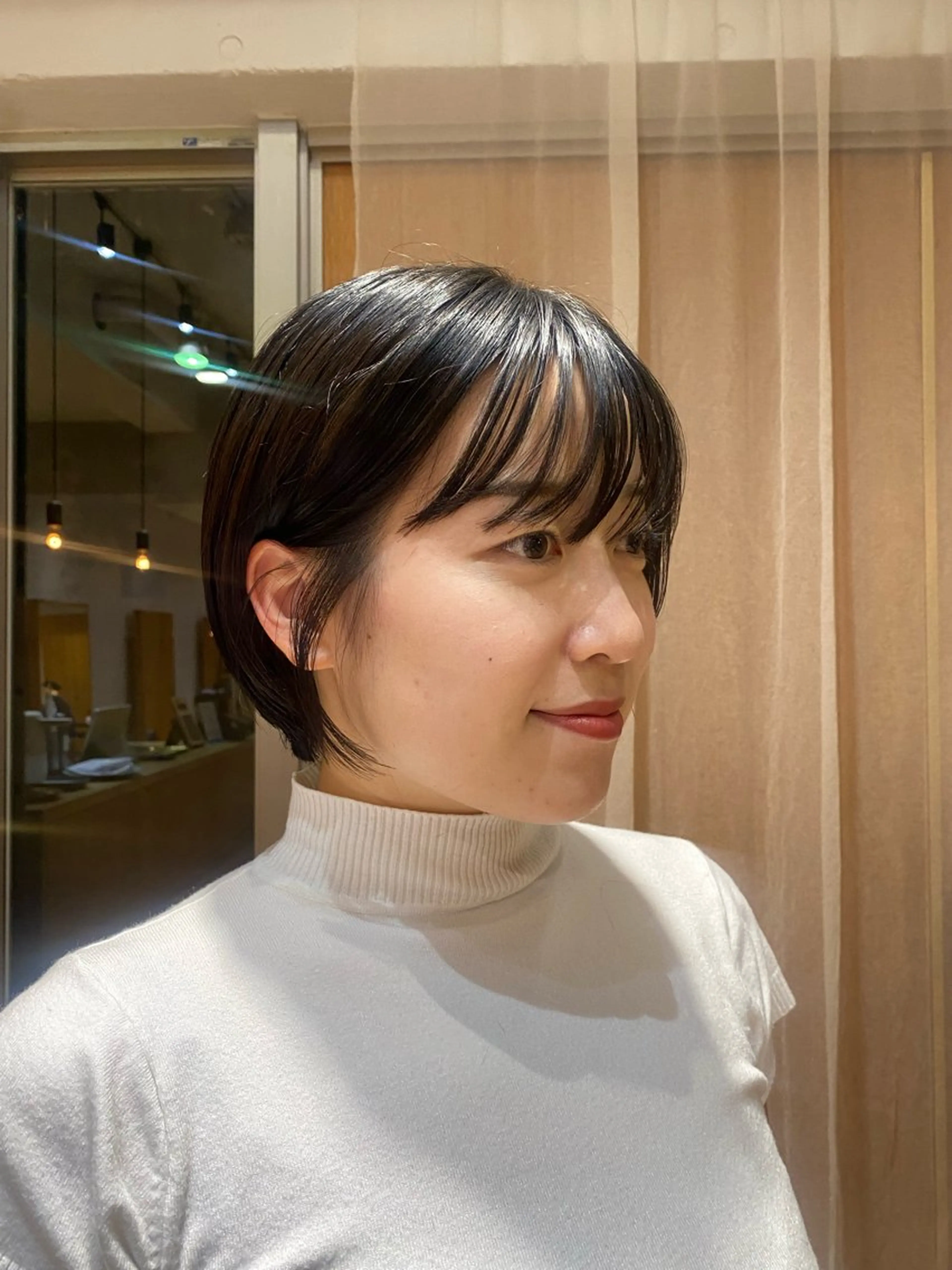 ショート カット パーマ 大人可愛い♡コテ巻き パーマ🌼杉田 萌恵のヘアスタイル