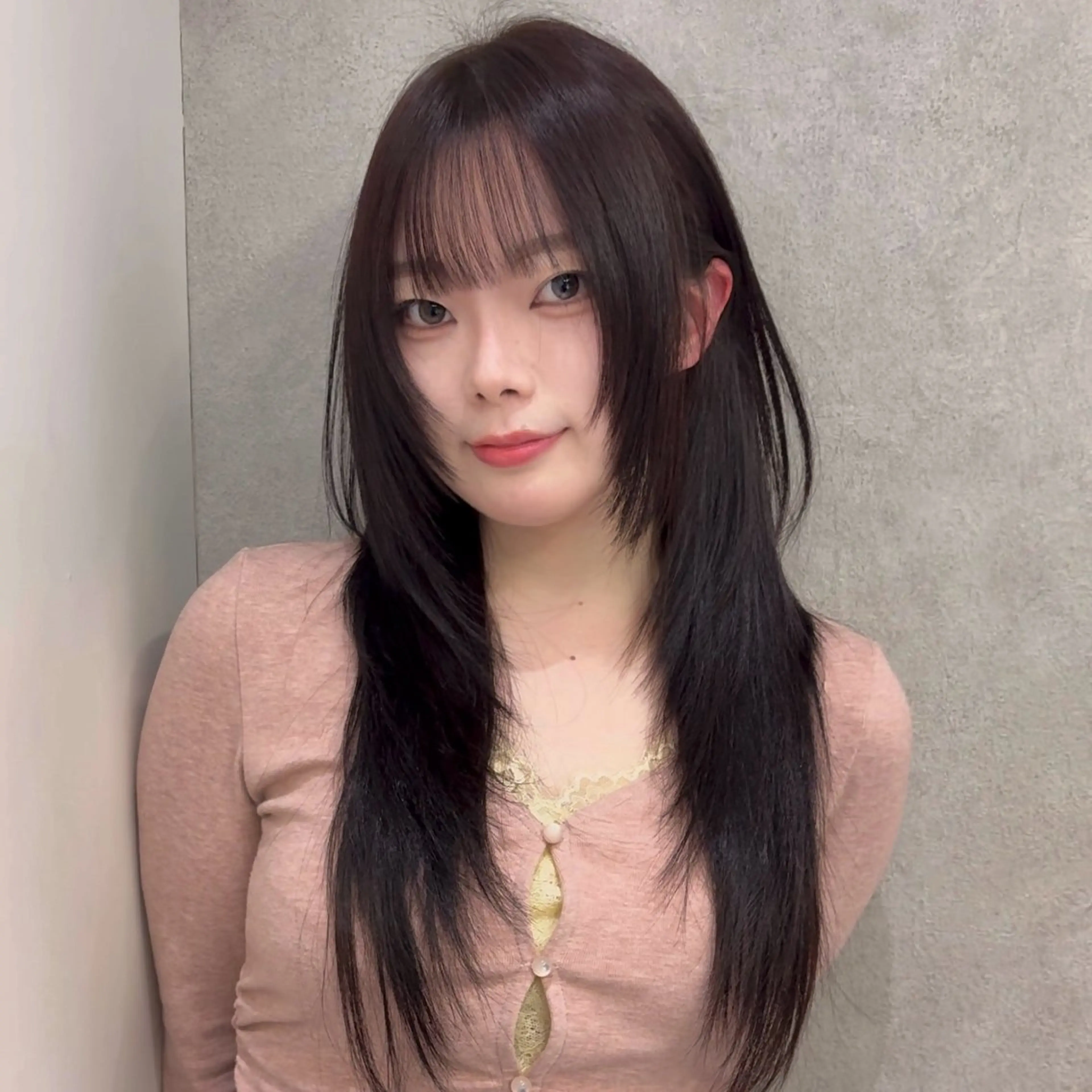 ロング カット ヘアカラー トリートメント ヘッドスパ ヘアセット ハッシュカット🖤✨ 顔周り/韓国ヘアのヘアスタイル