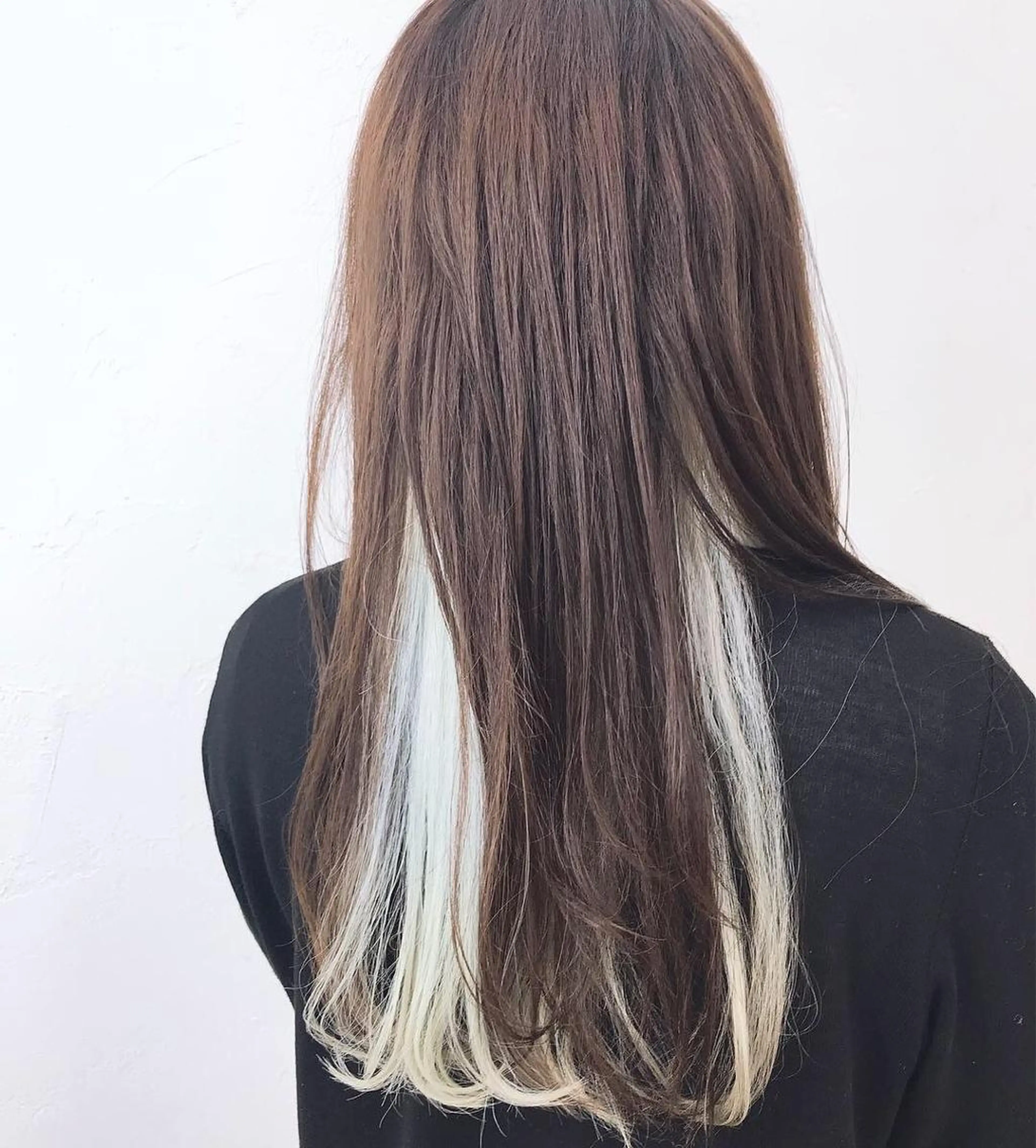 ロング カラー ブリーチ 縮毛矯正 トリートメント 小山 明菜のヘアスタイル