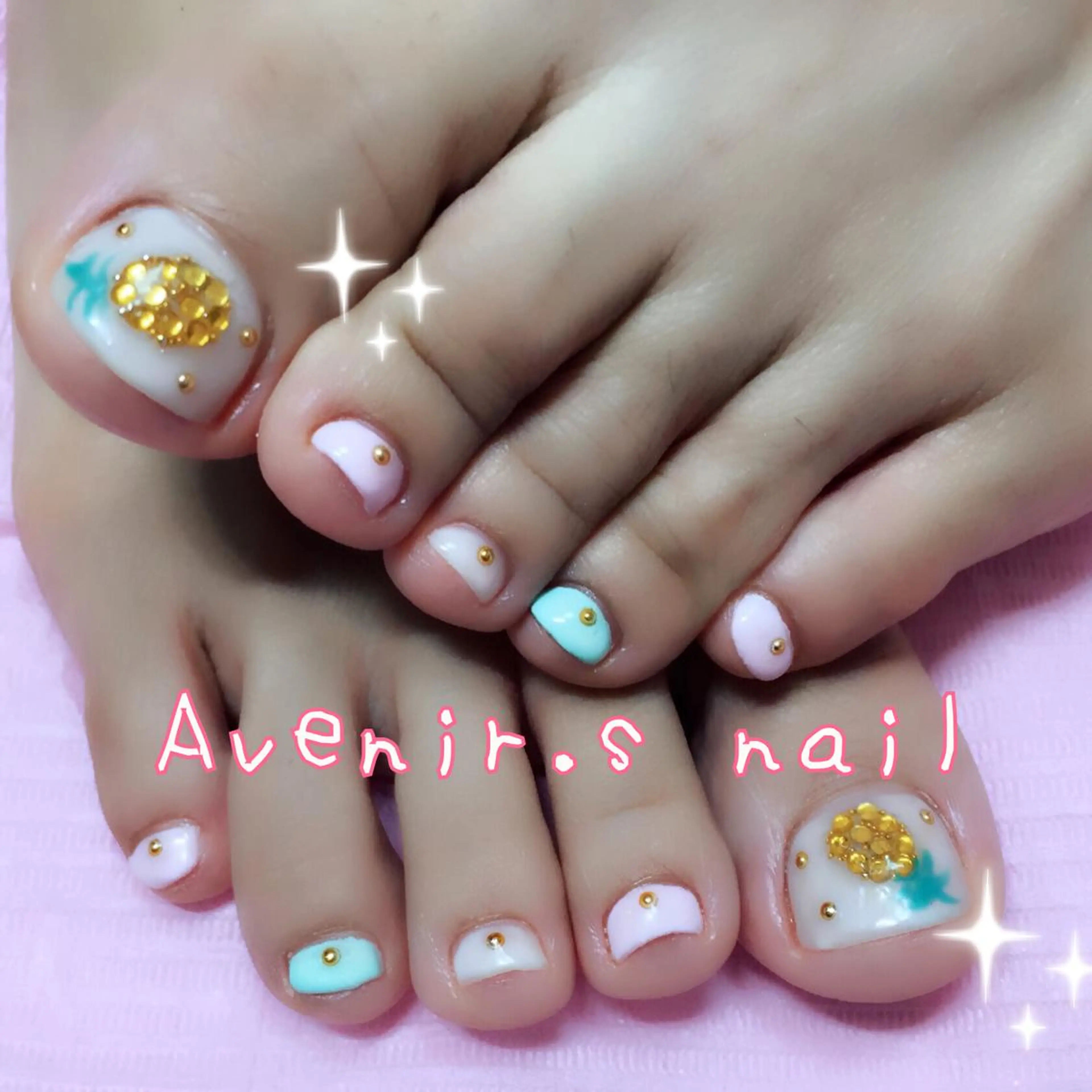 ネイル フットネイル Home Salon Avenir.のネイルデザイン