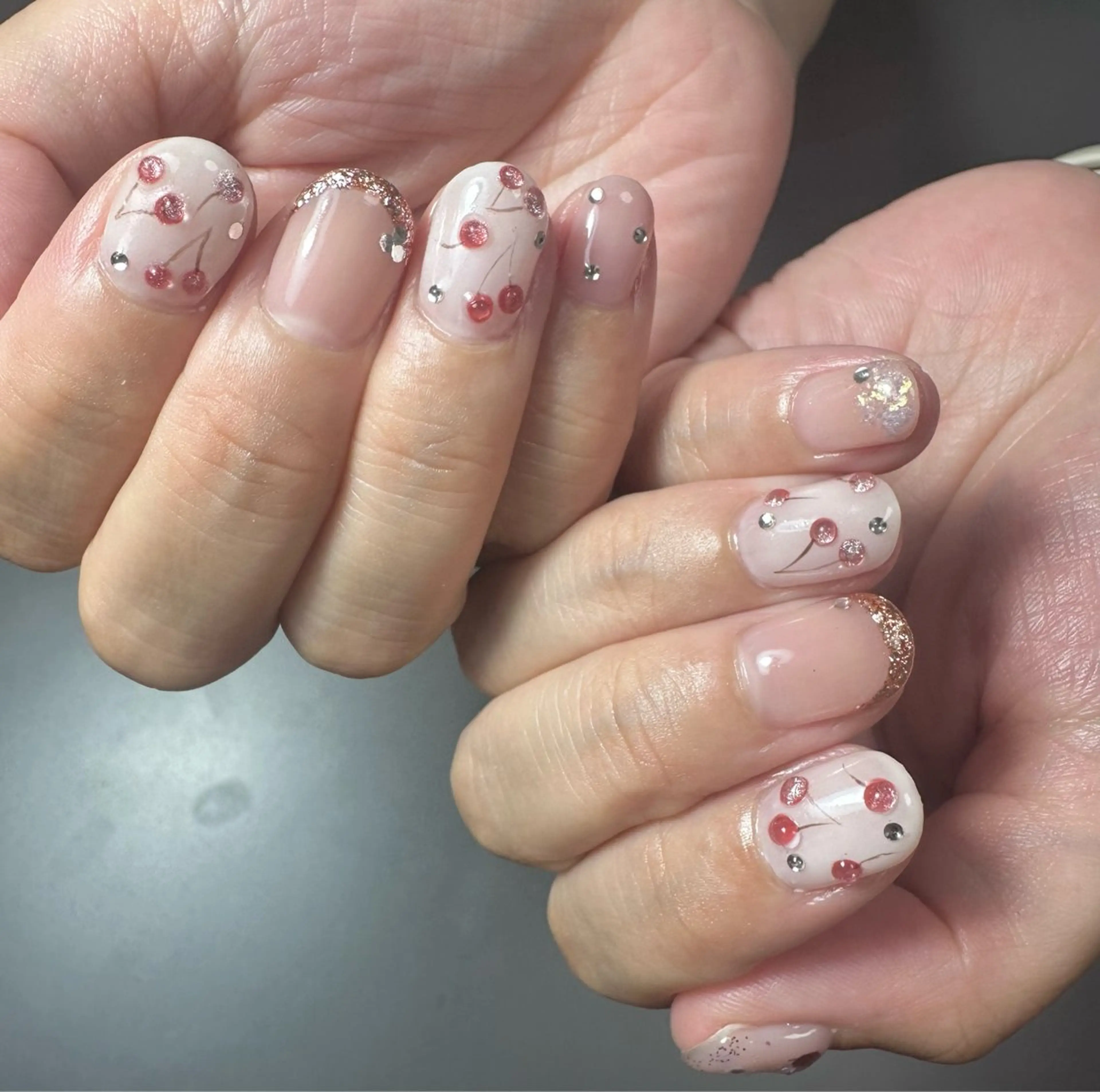 ネイル 12 designのネイルデザイン