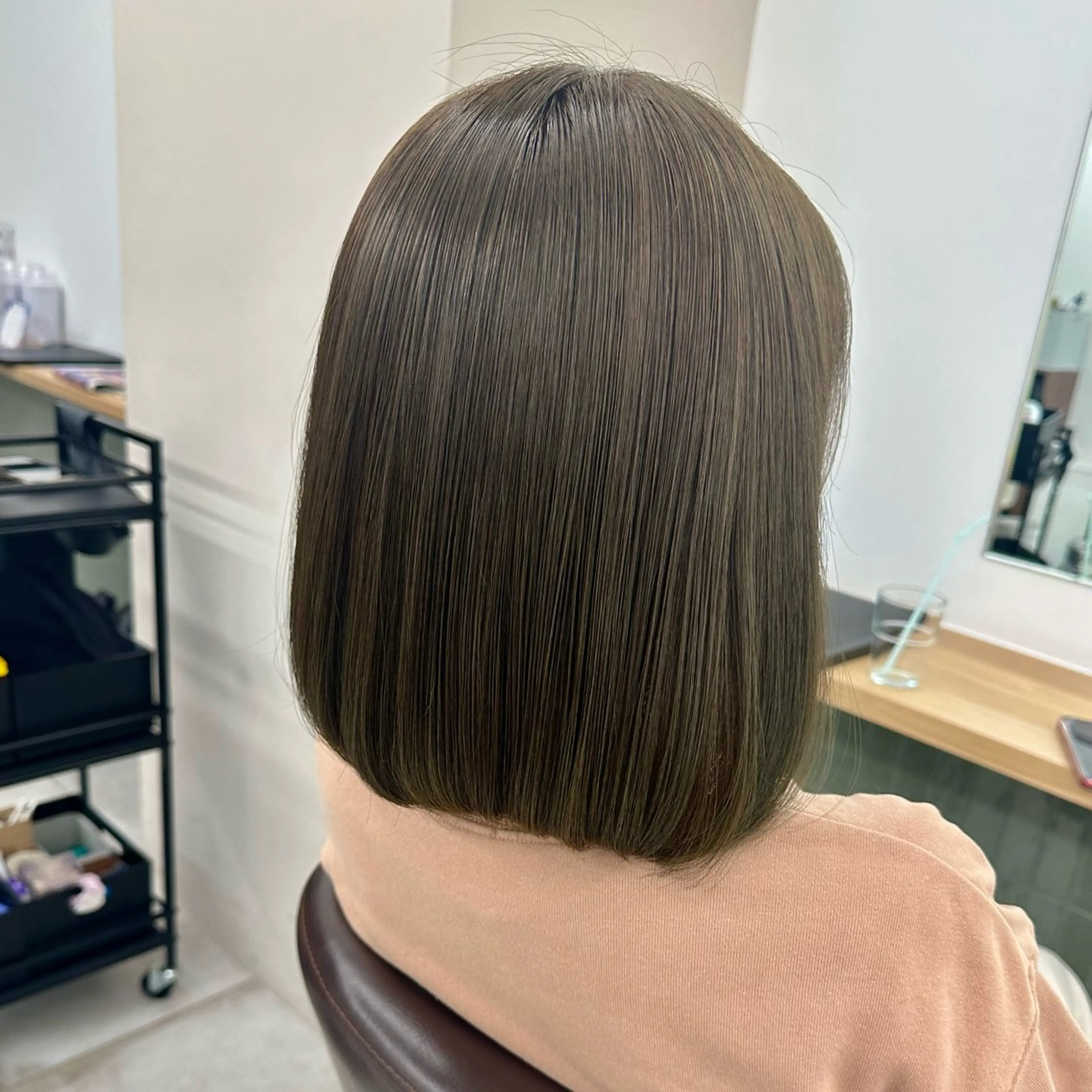 ミディアム カラー カット ヘアカラー トリートメント ブリーチなし/レイヤ ー特化🌈Tommyのヘアスタイル