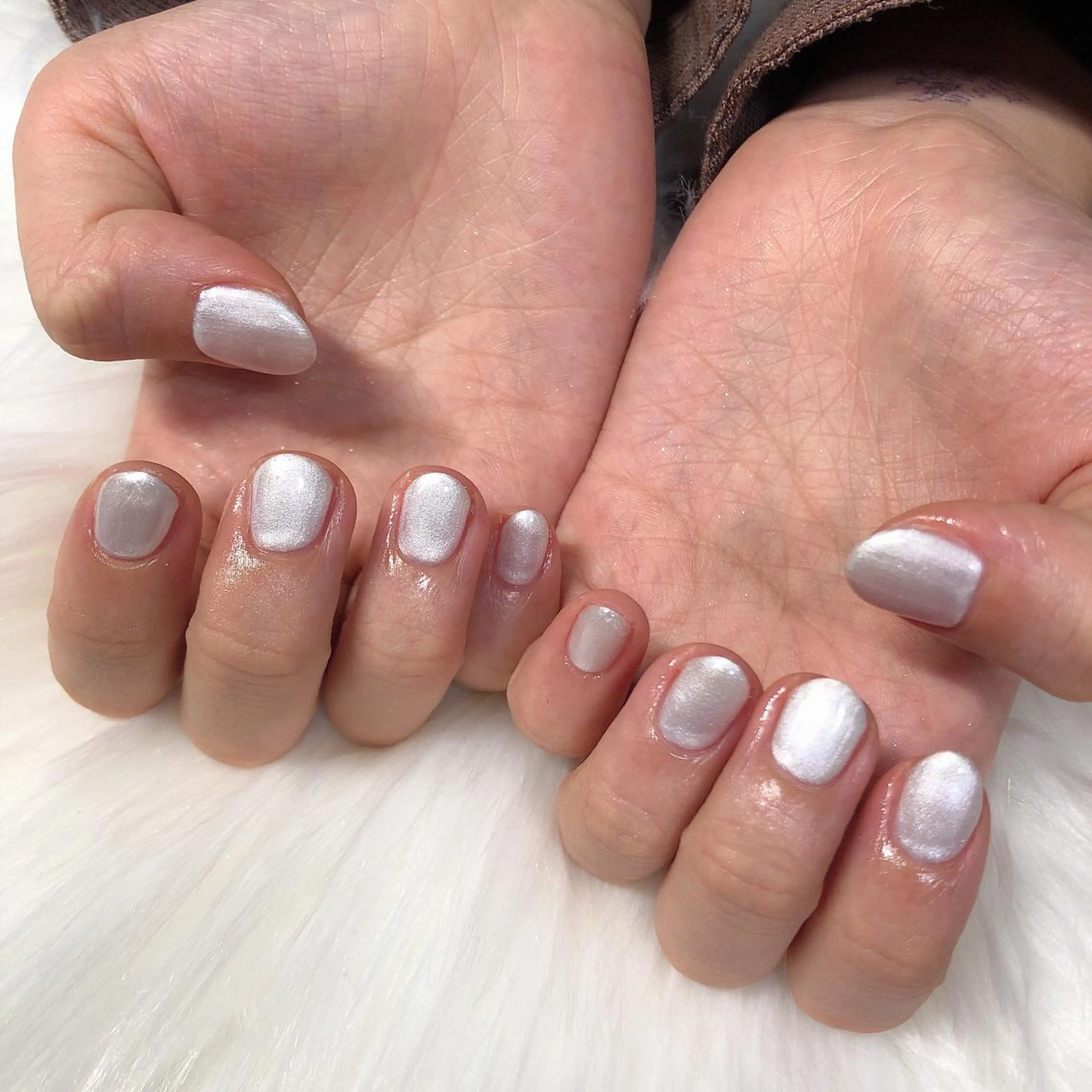 ネイル ハンドネイル 西岡 杏のネイルデザイン