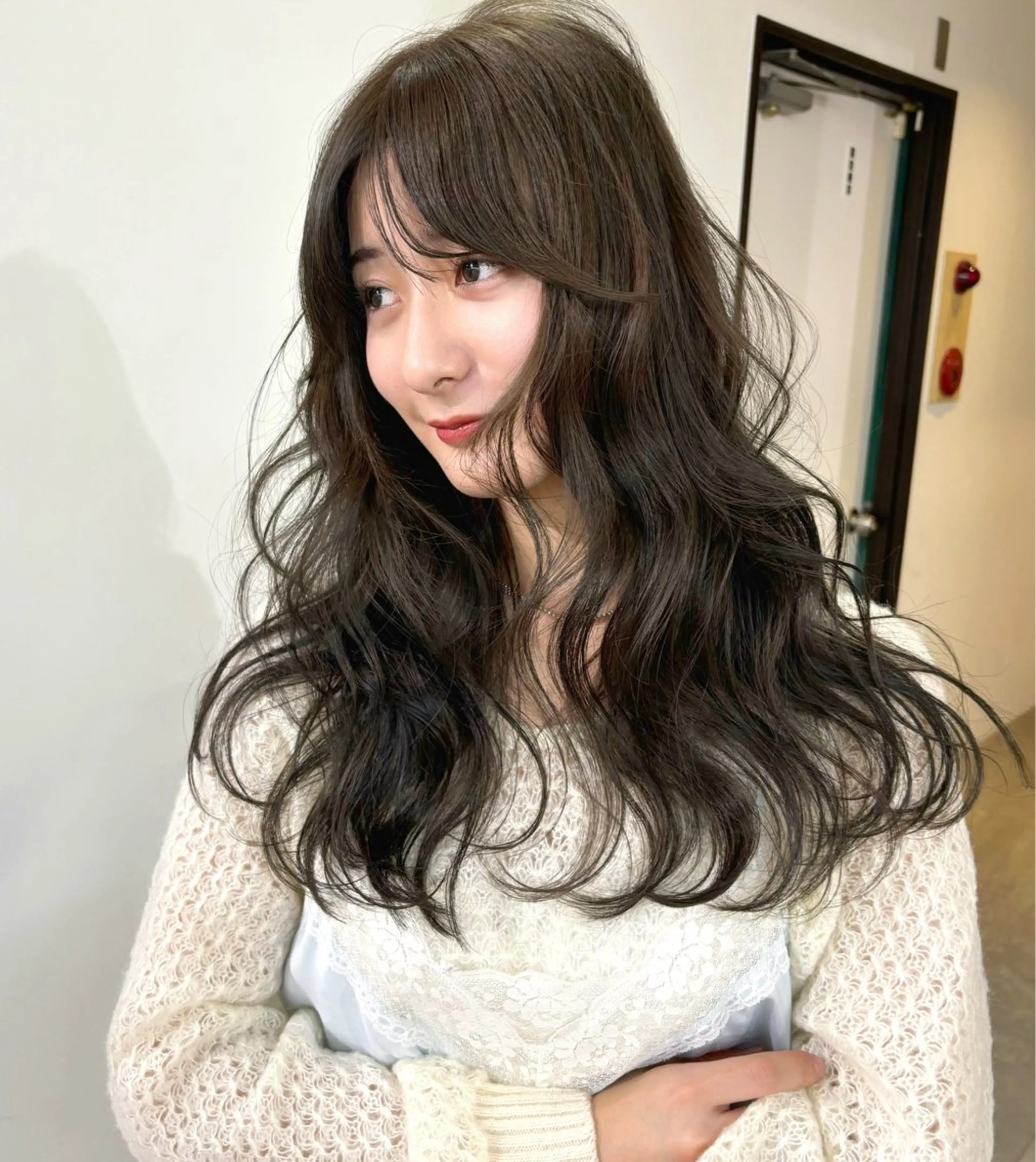 ロング カラー ベージュカラー ブリーチ 透明感カラー ダブルカラー ブリーチなしカラー カット ヘアカラー mizuki/ピンク ベージュ.レイヤーのヘアスタイル