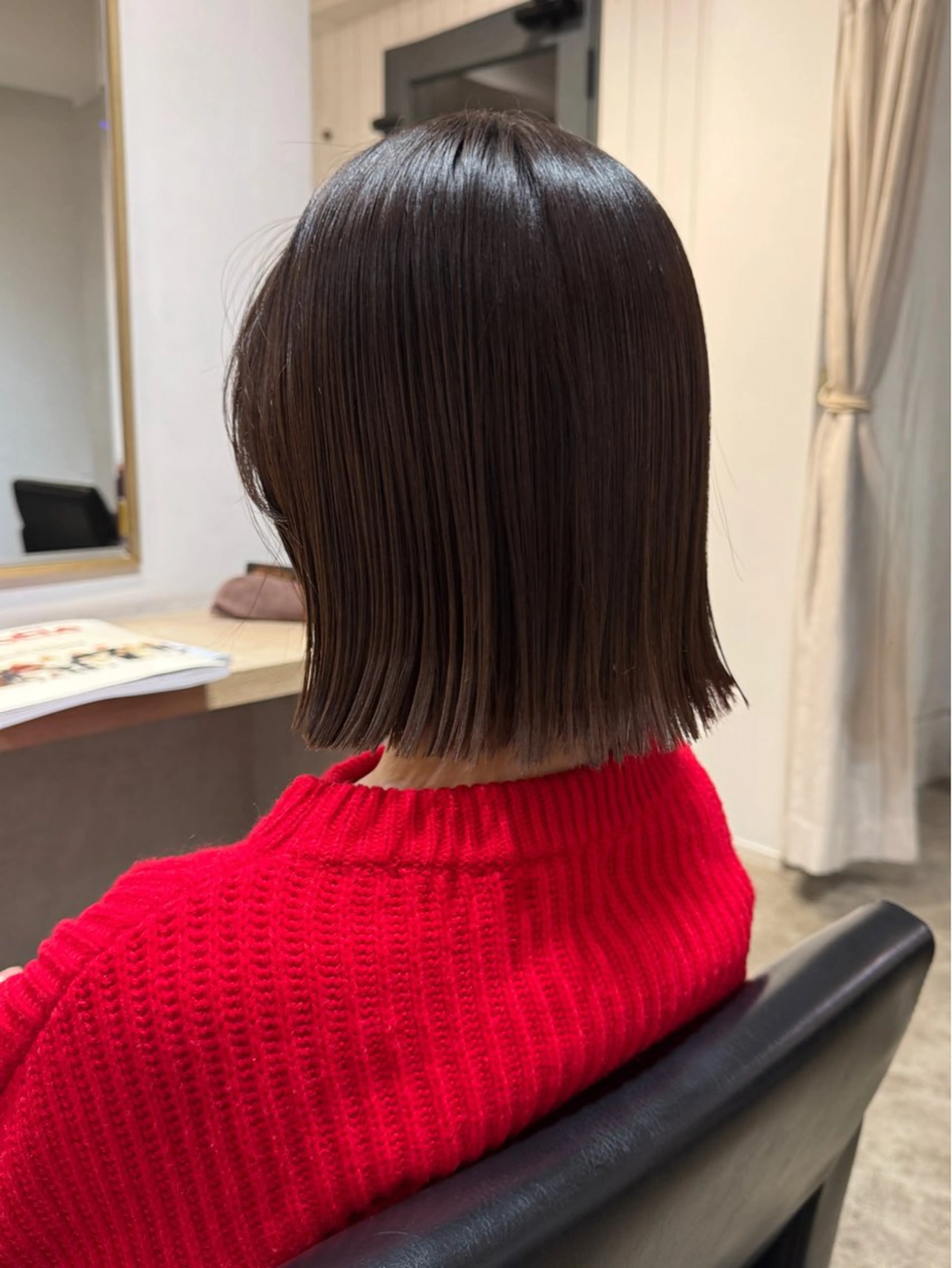 ミディアム 伊藤 まみのヘアスタイル