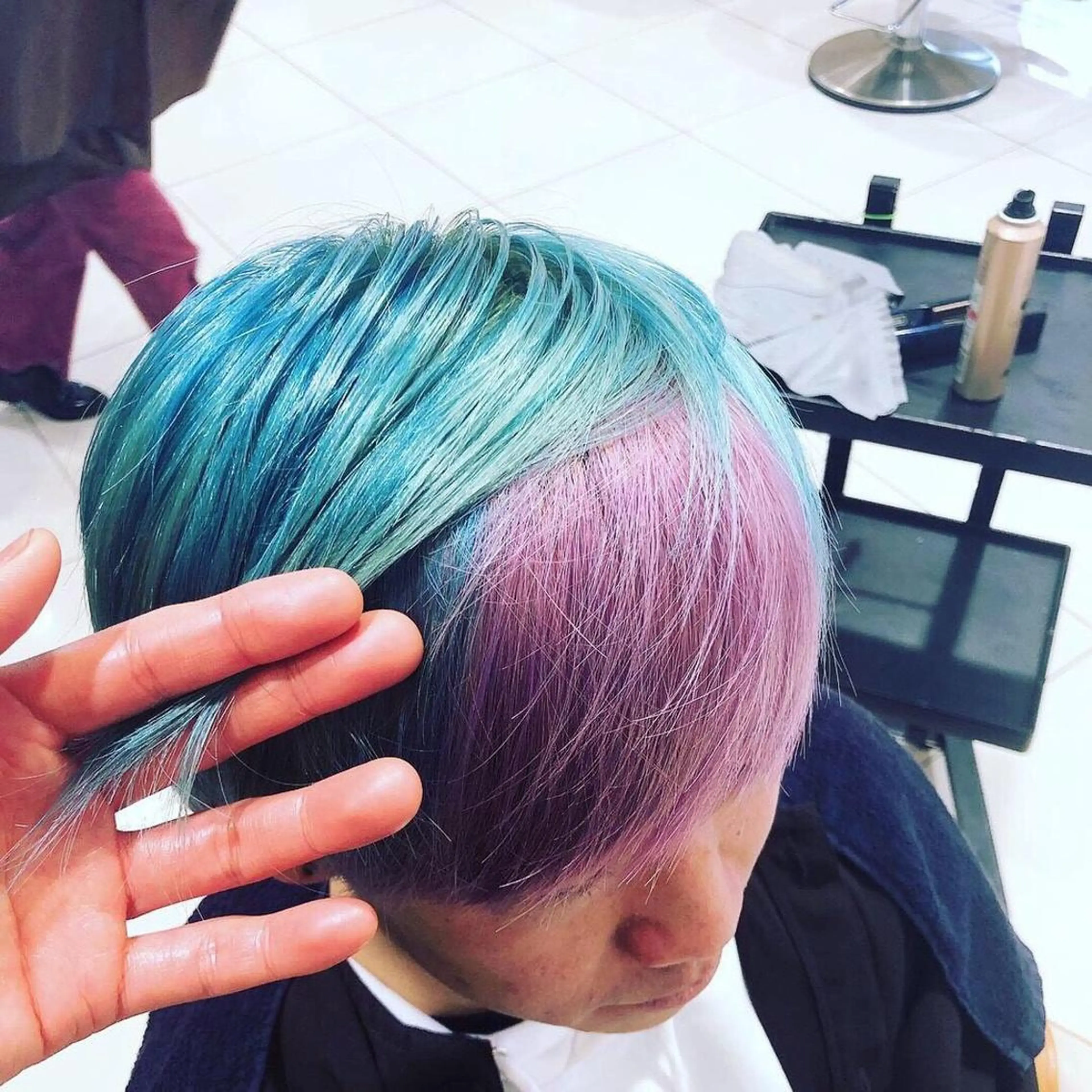 ショート カラー EARTH検見川浜 鈴木学のヘアスタイル