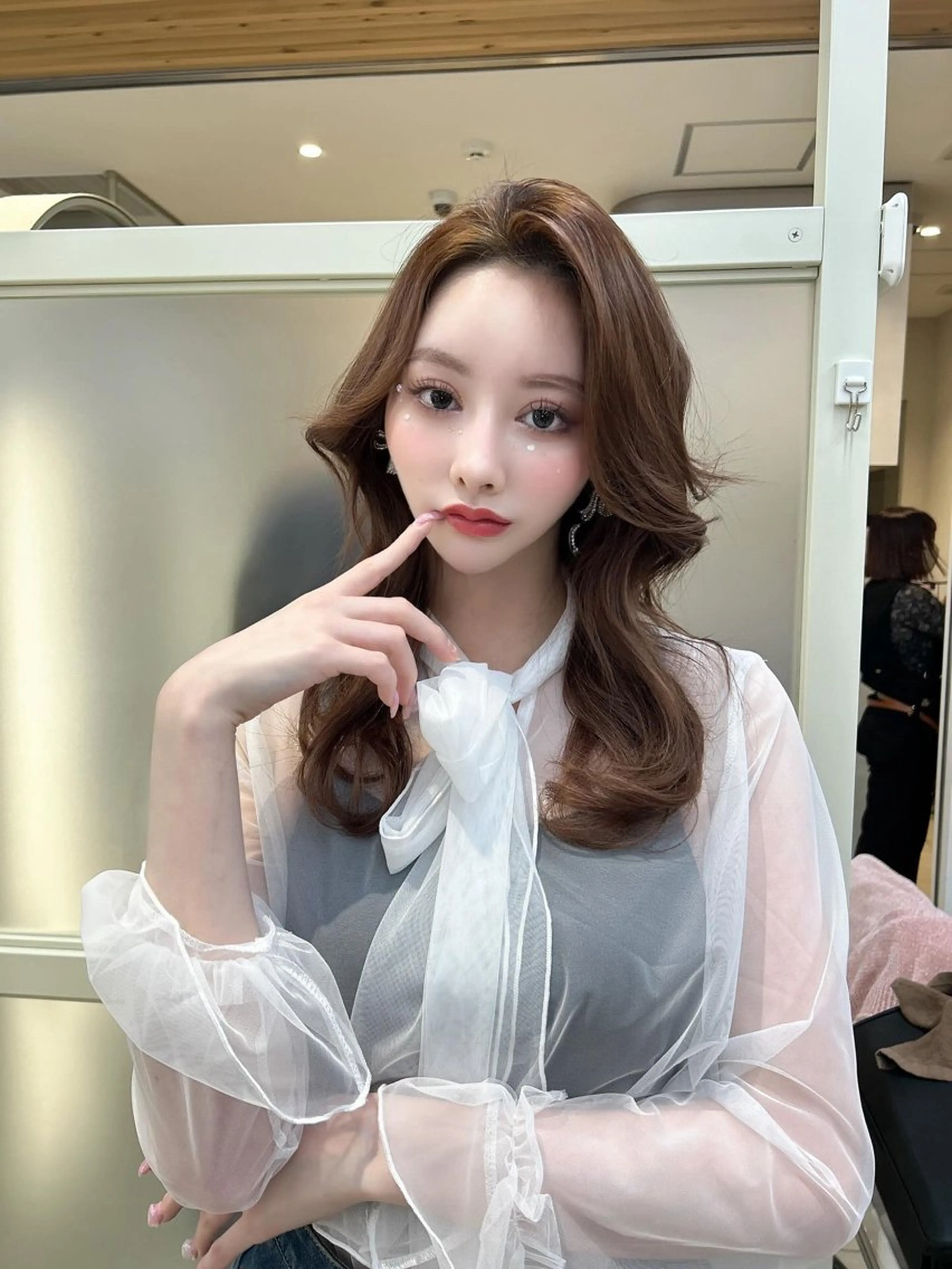 ミディアム レイヤー/顔周り /韓国ヘア/TAKUのヘアスタイル